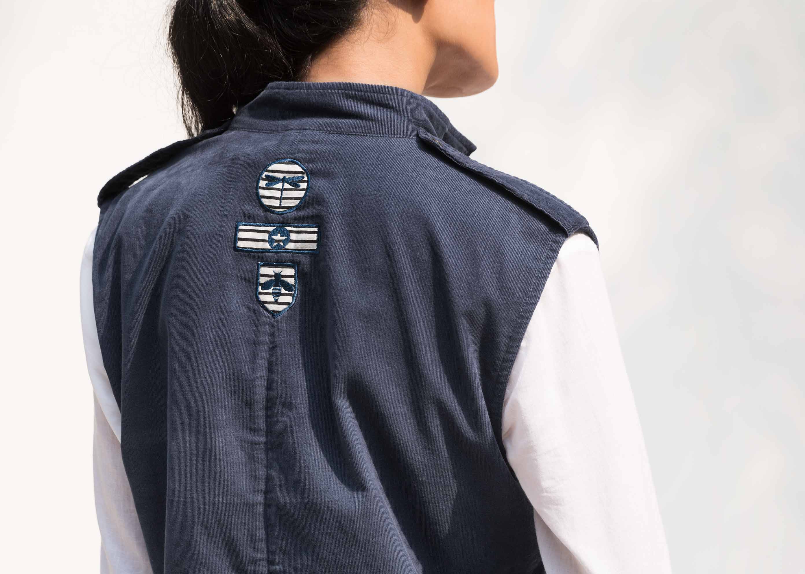 Sleveless Safari Jacket
