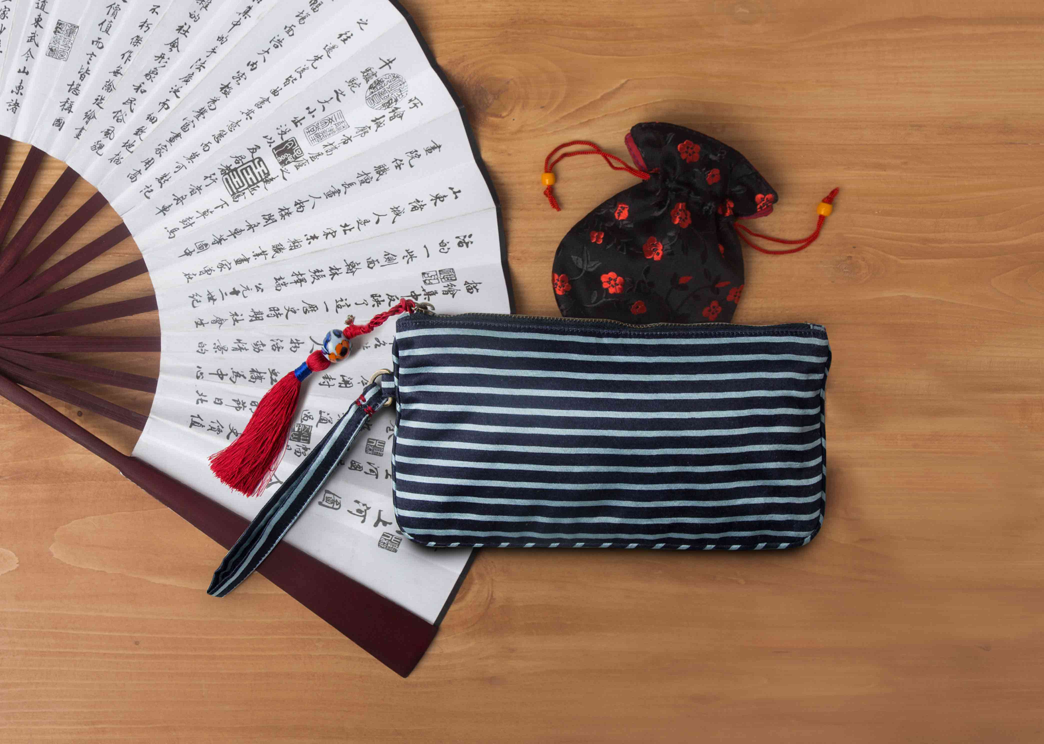 Stripes Pouch - Black & Aqua