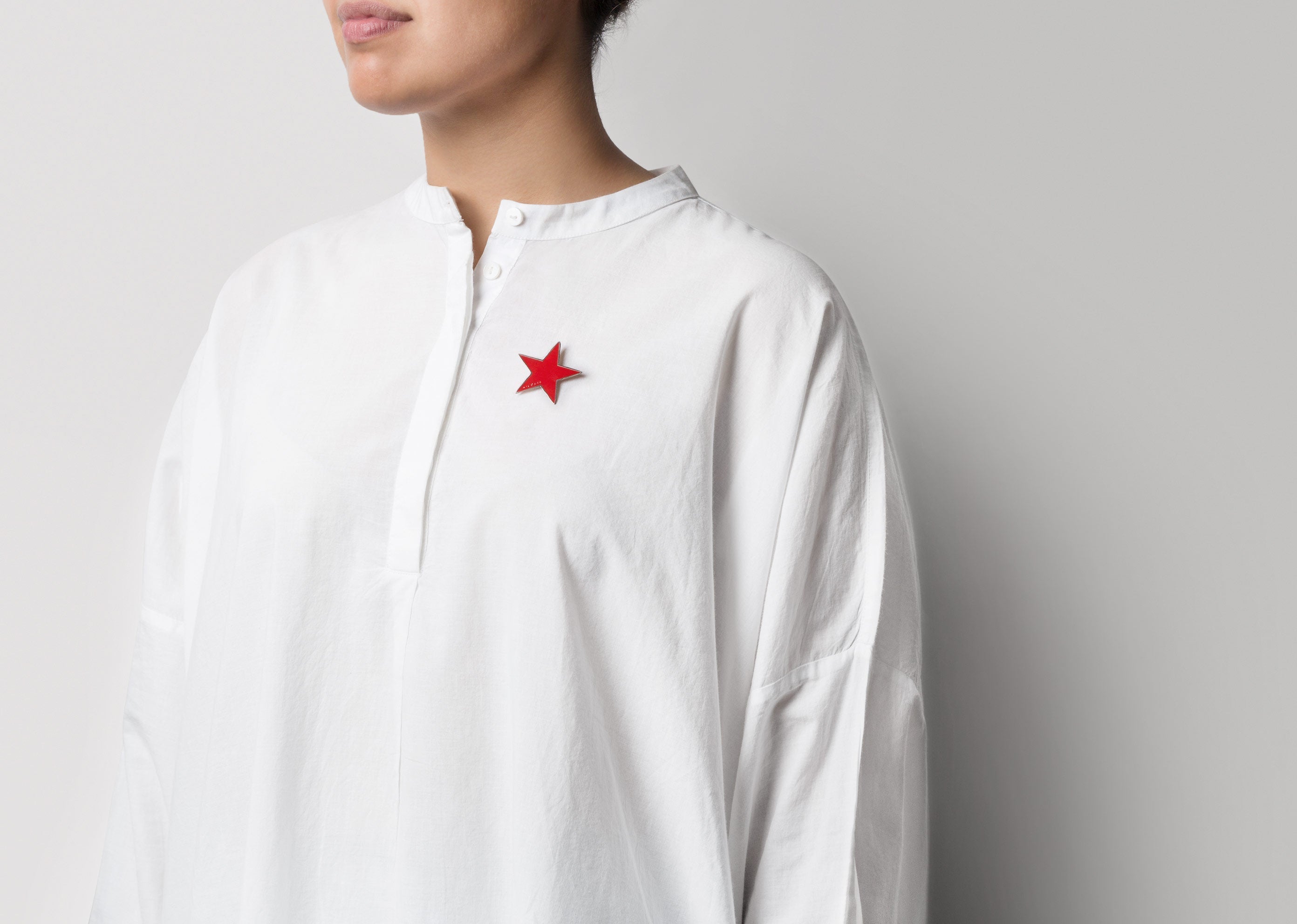 Small Star Pin