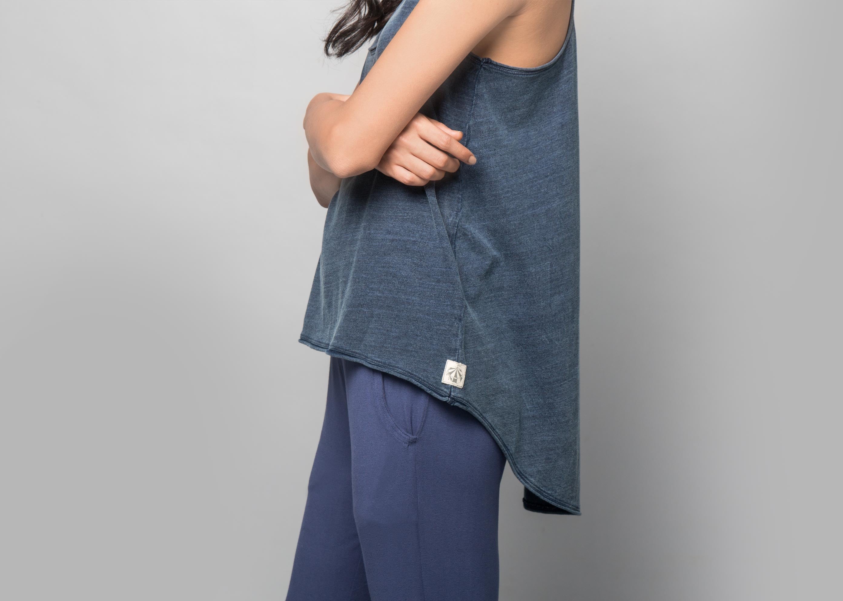 Ukiyo Racerback Tank - Indigo