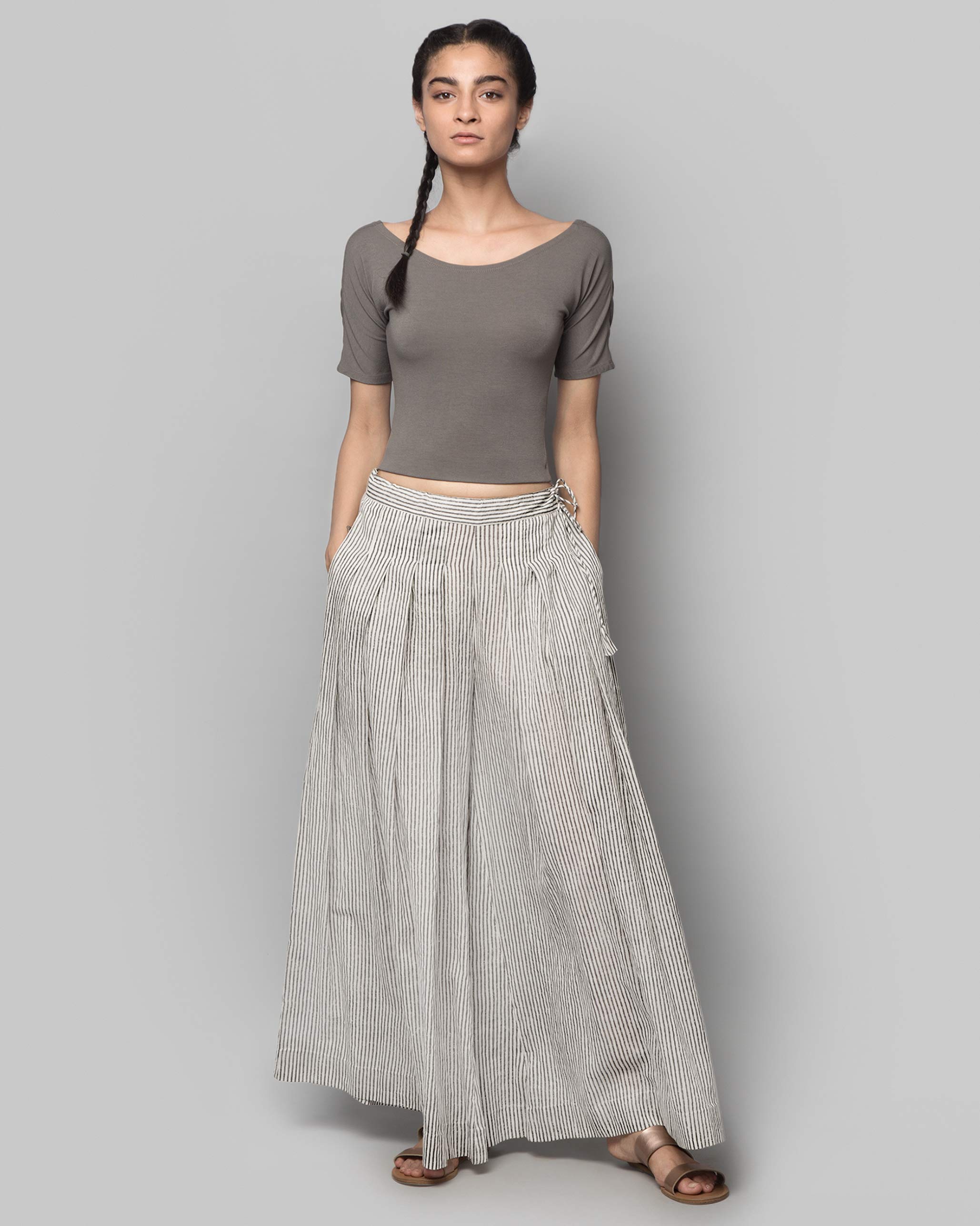 Raven Flared Pleated Pants
