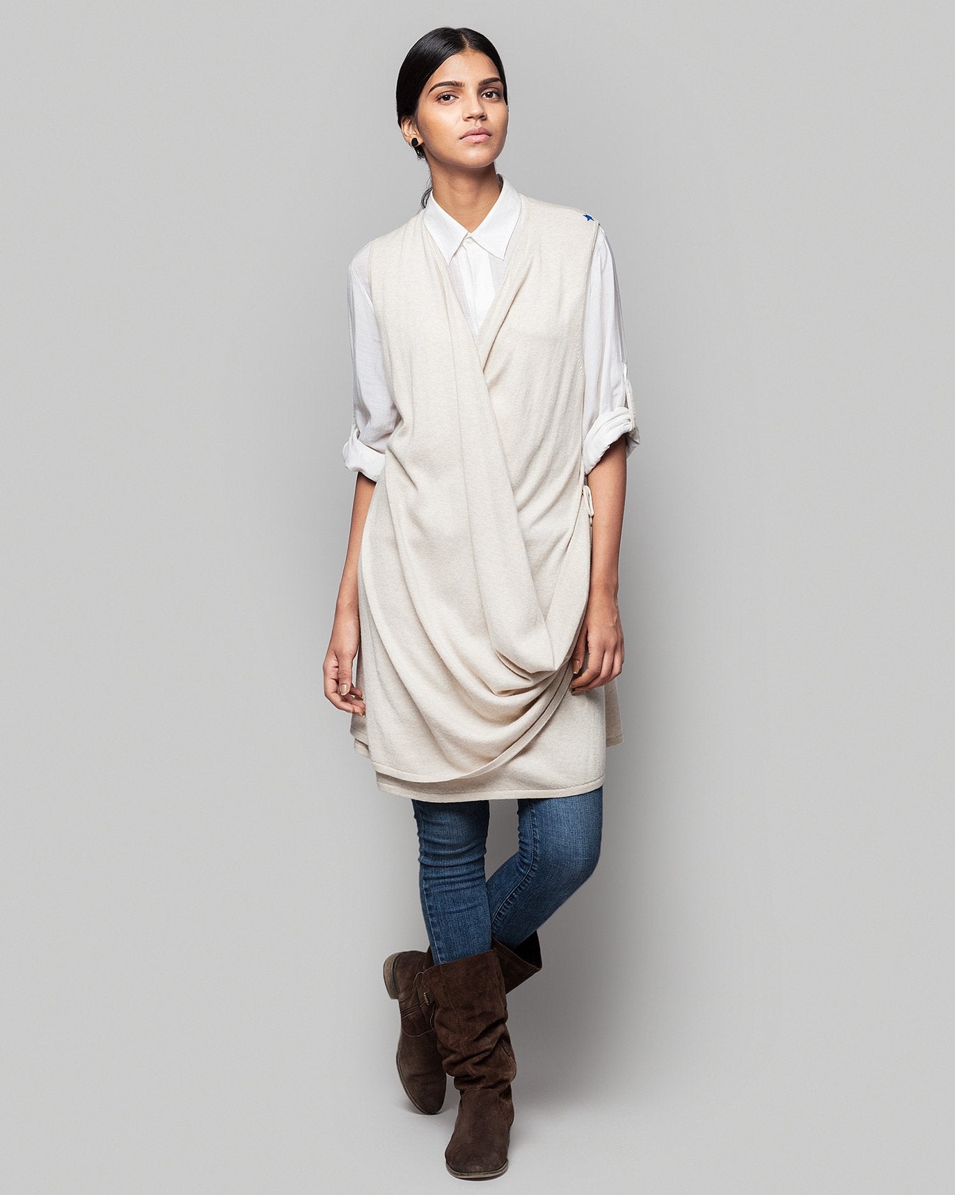 Victoria Sleeveless Wrap - Ivory