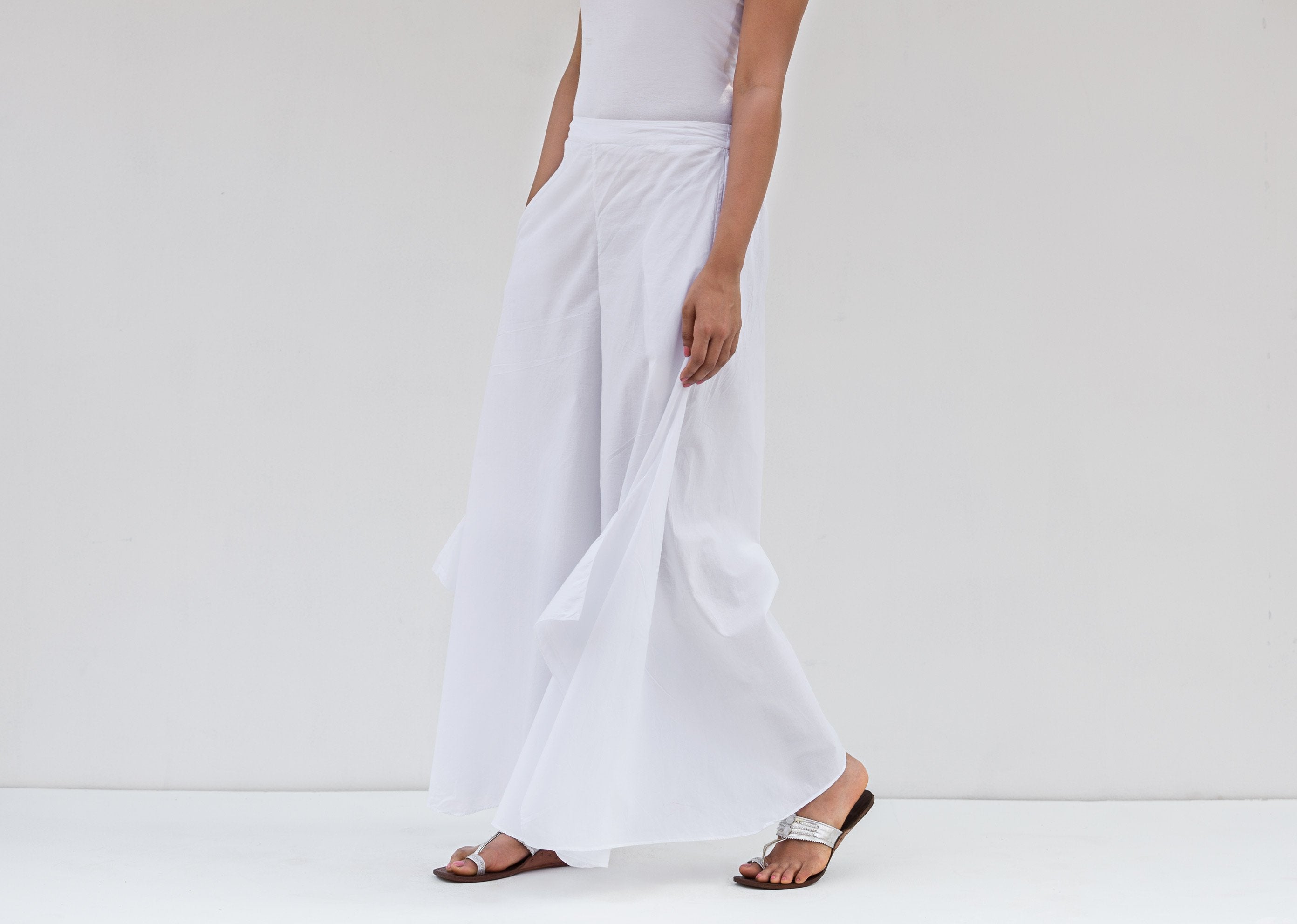 Uneven Hem Pant - White