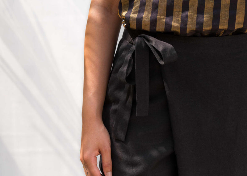 Wren Narrow Ankle Pants - Black