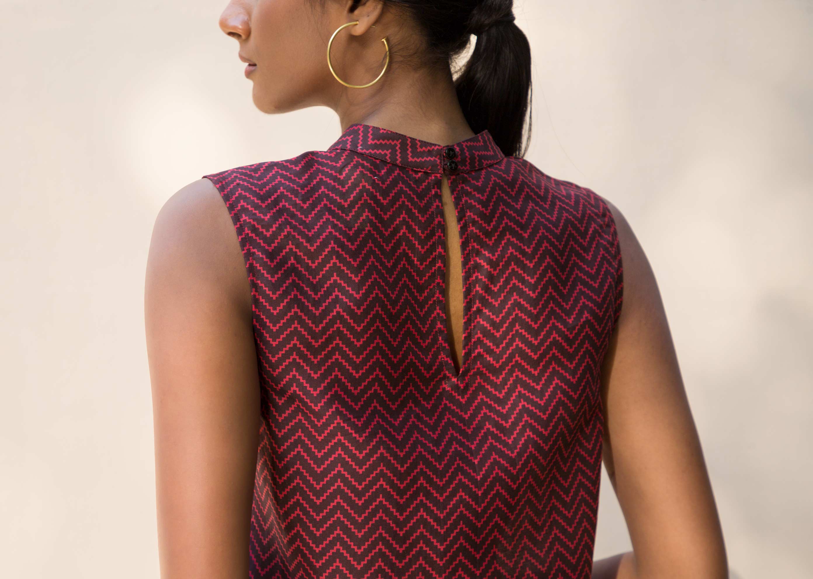 Sleeveless Band Collar Kurta