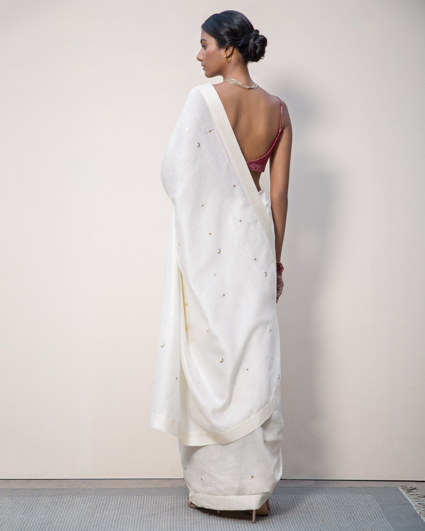 Zahira Sari - Ivory