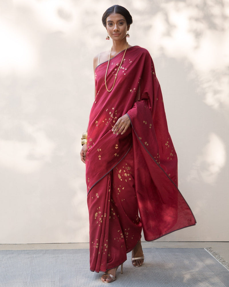 Zahira Sari - Red