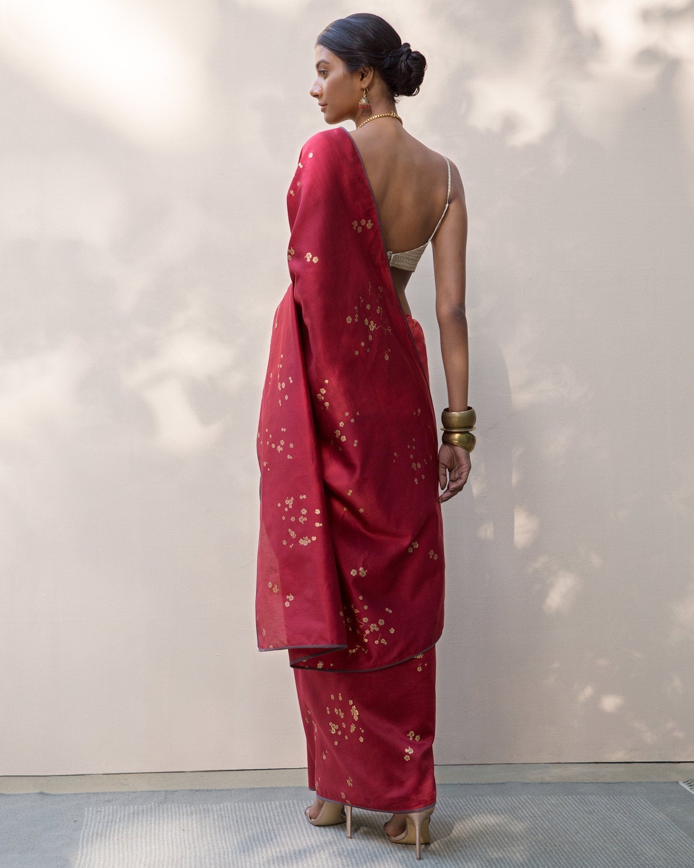 Zahira Sari - Red