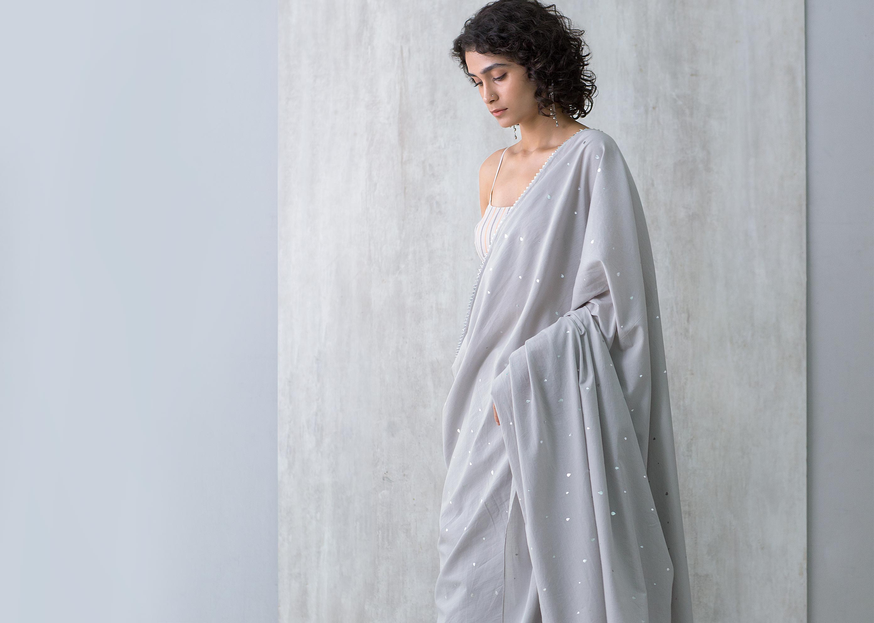Teardrop Cotton Sari - Grey