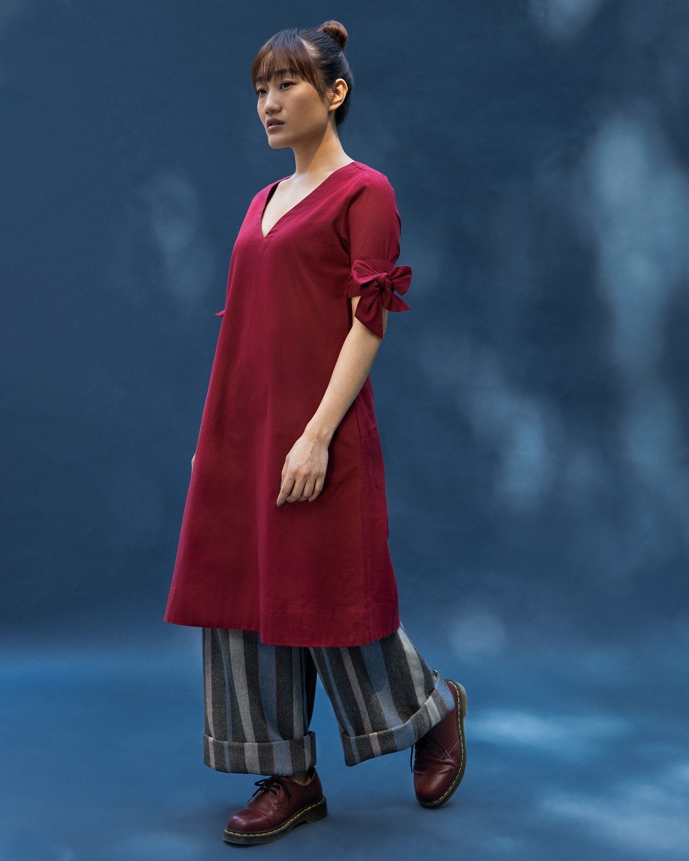 V-Neck Shift Dress- Red