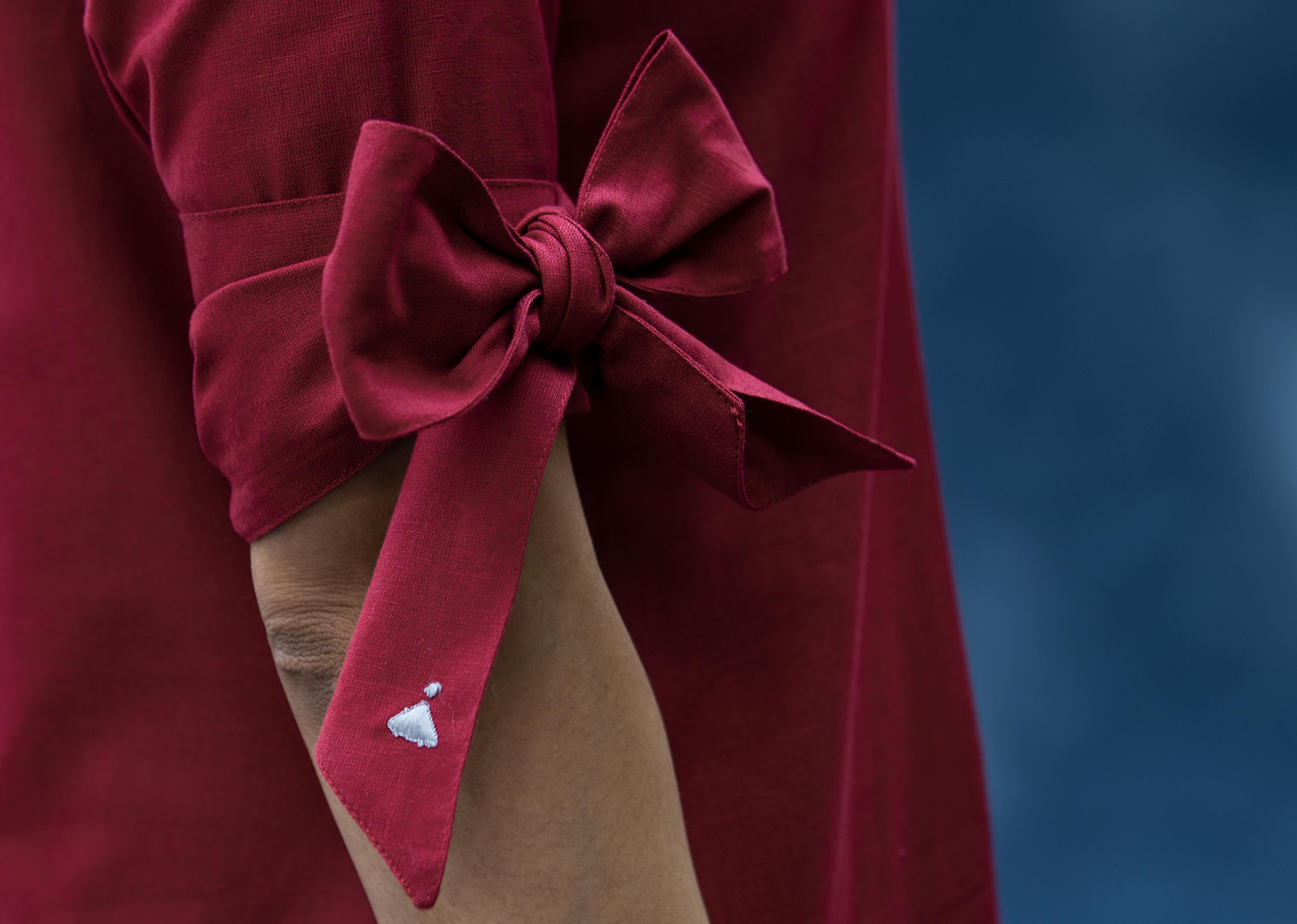 V-Neck Shift Dress- Red