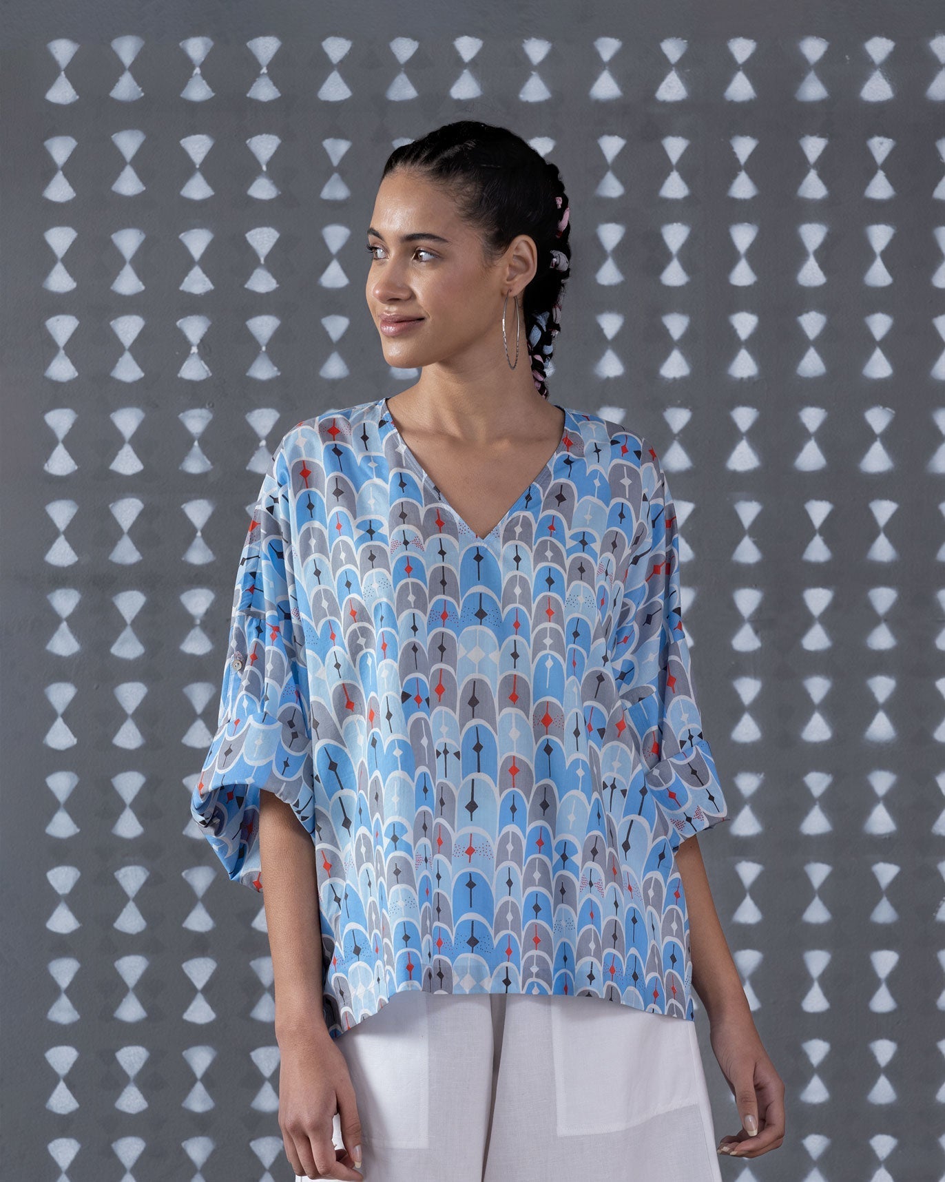 Short V Neck Top - Blue