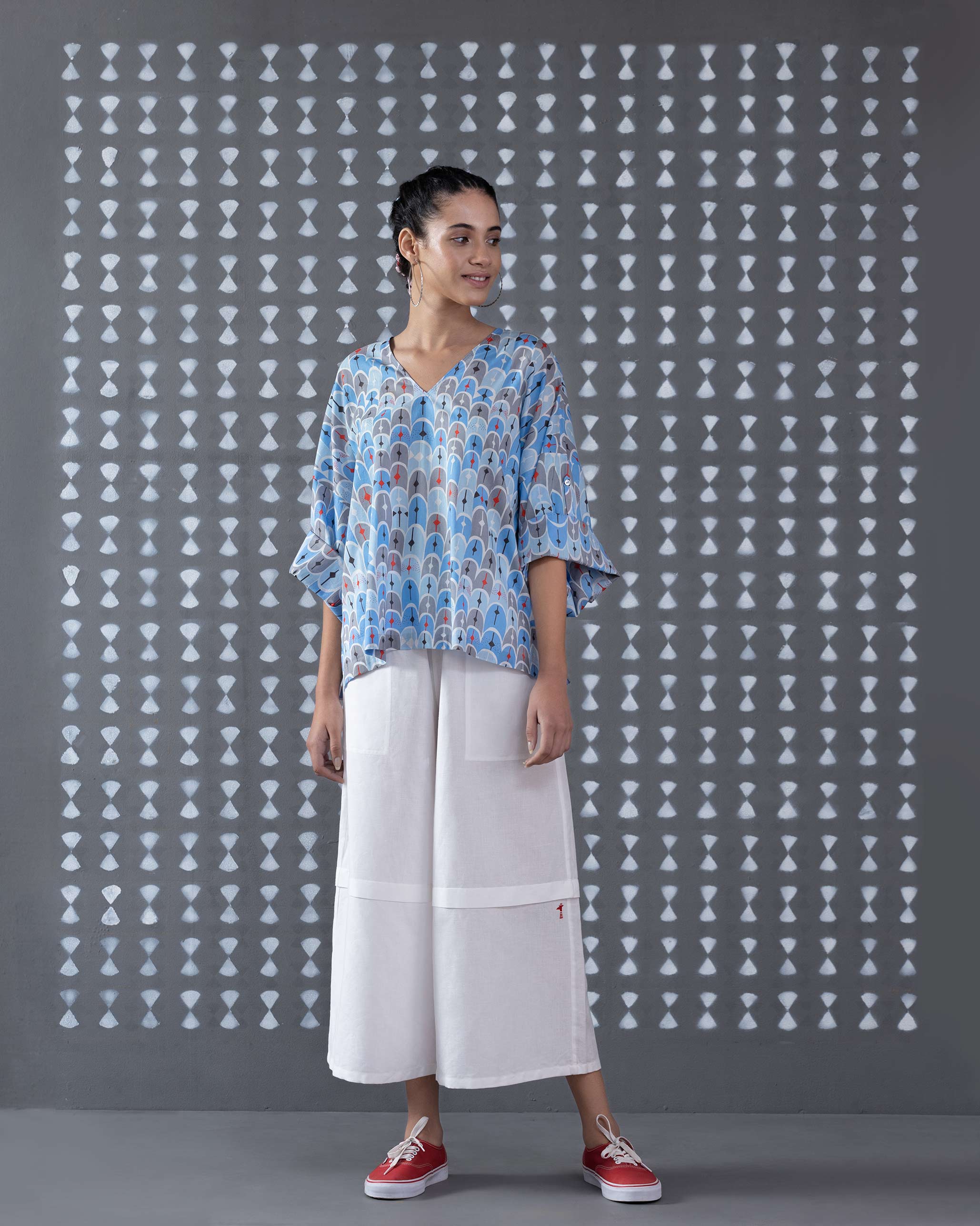 Short V Neck Top - Blue