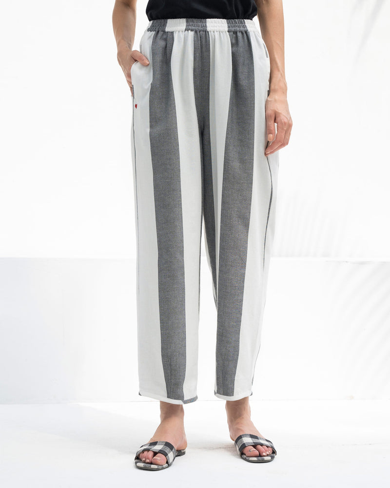 Tranquila Pyjamas - Black & White