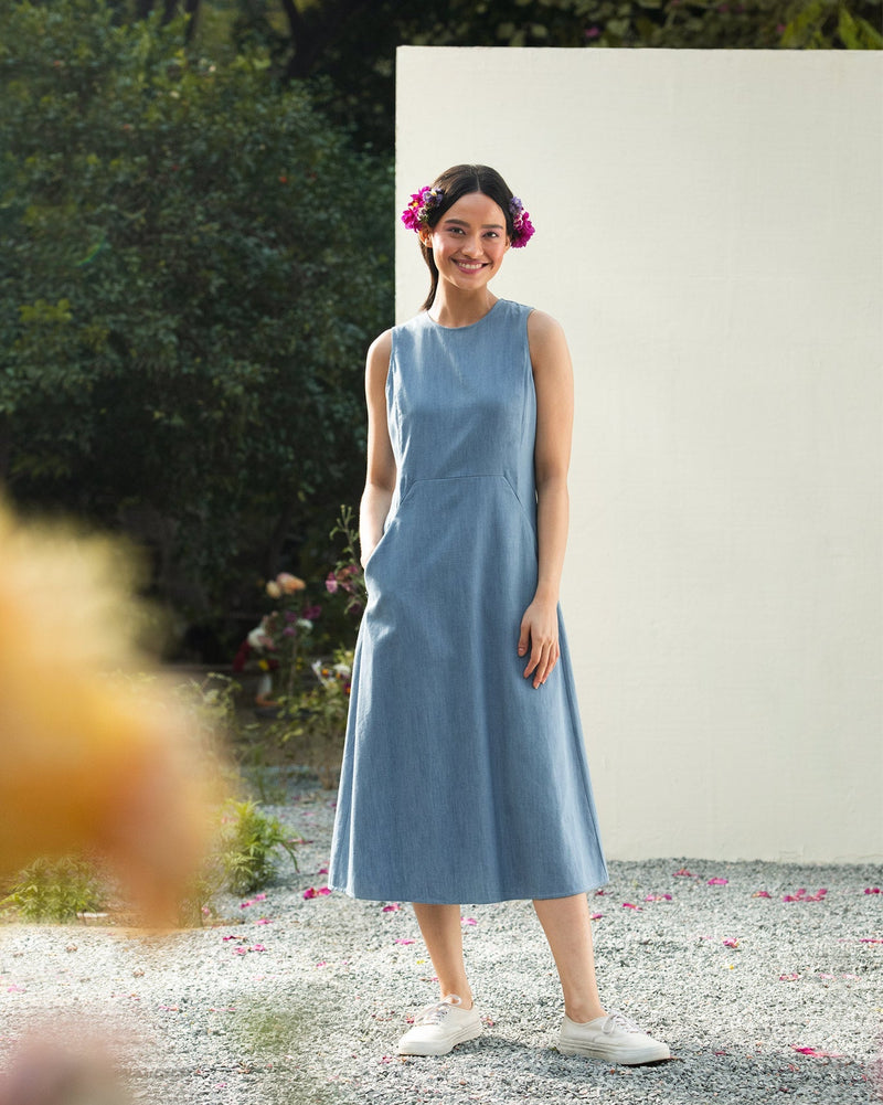 Sleeveless Straight Dress - Blue