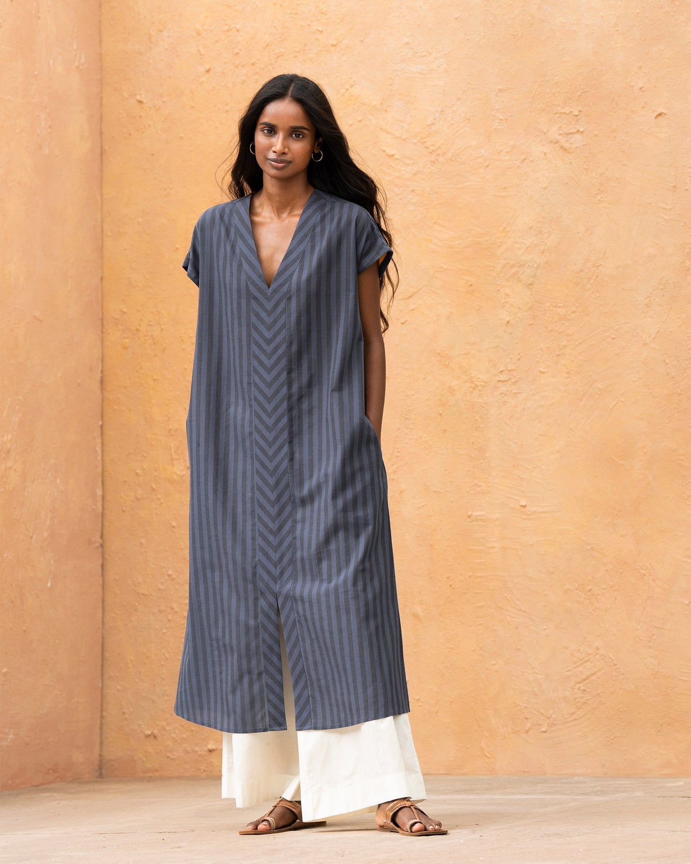 V-Neck Kaftan - Grey & Charcoal