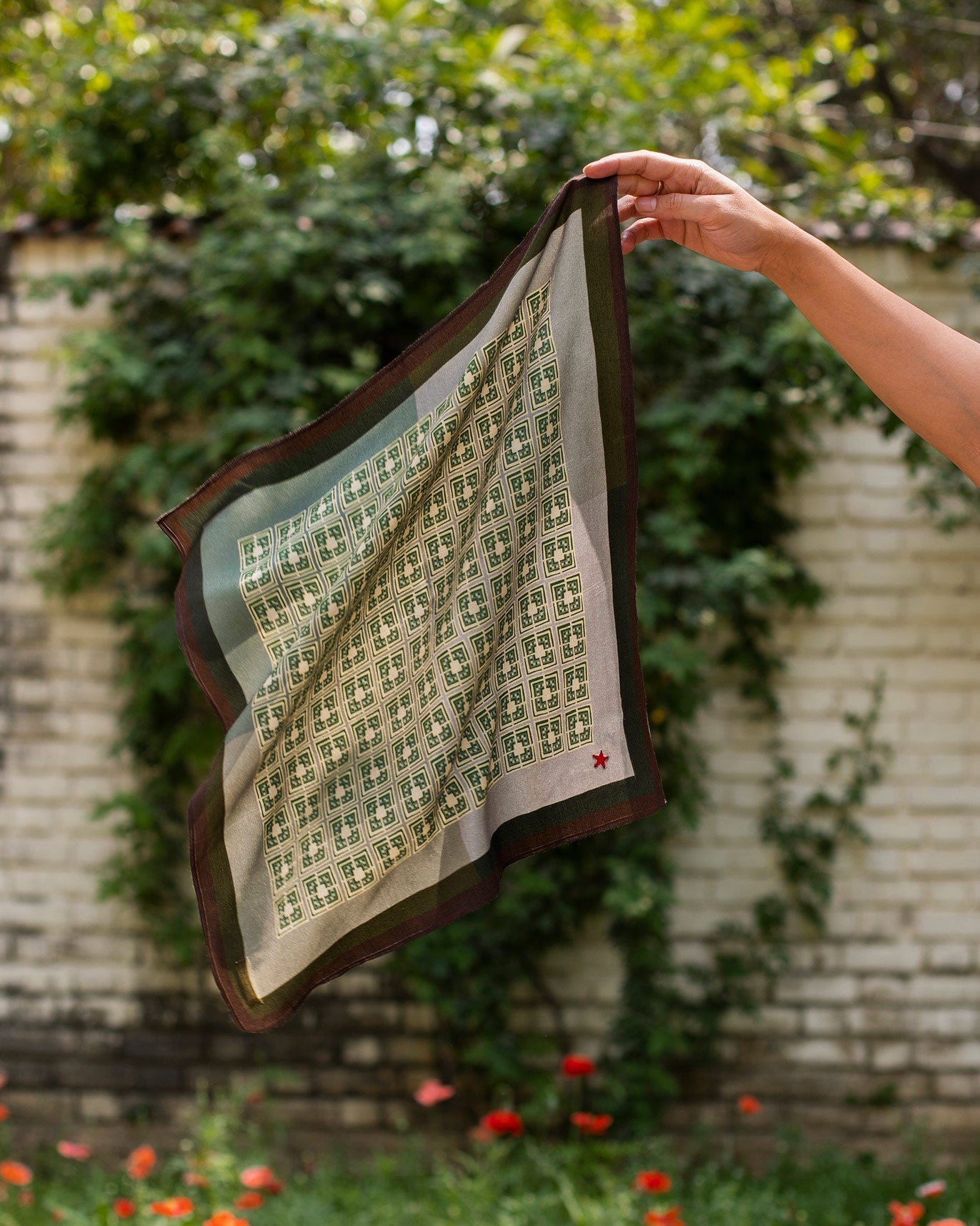 Square Grid Bandana - Olive
