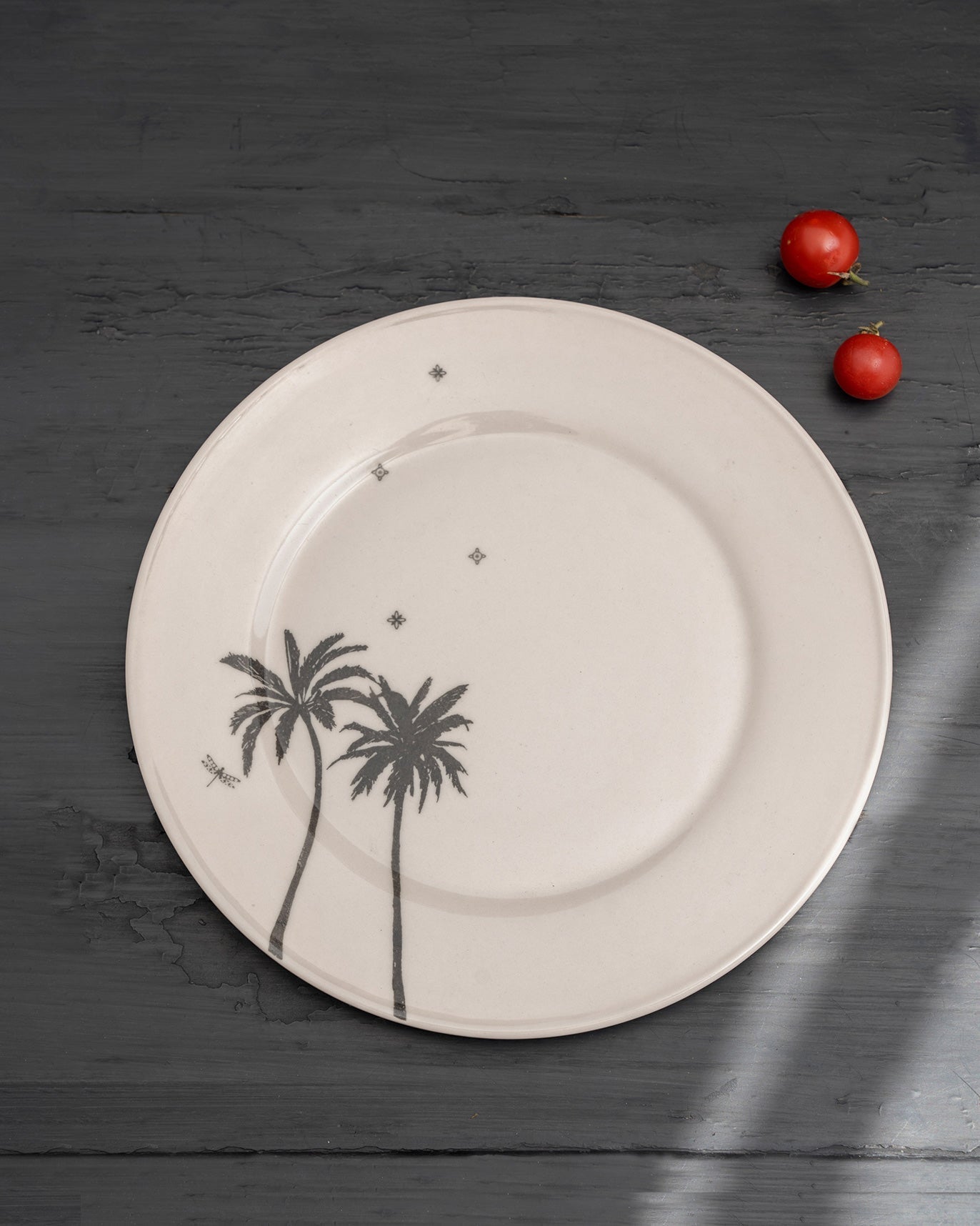 Swaying Palm Quarter Plate - Ivory
