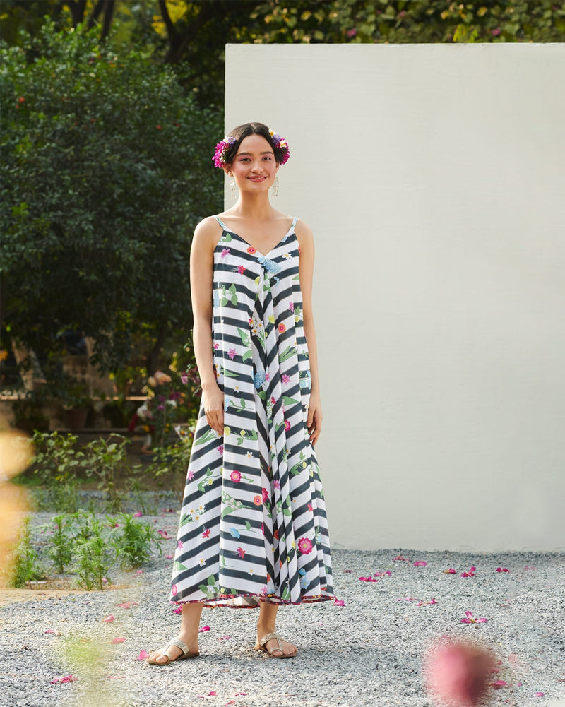 V Neck Strappy Dress - White & Black