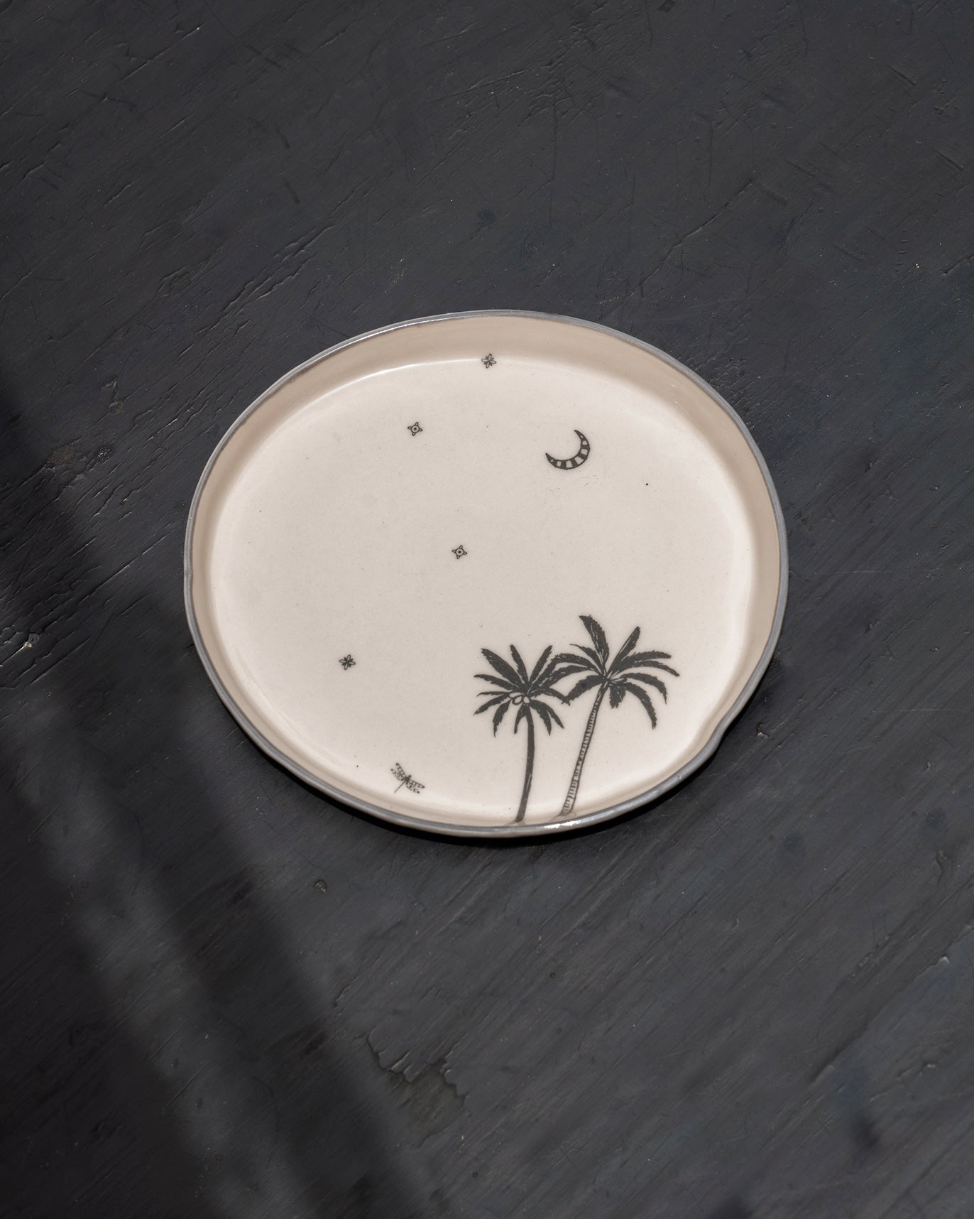 Swaying Palm Desert Plate