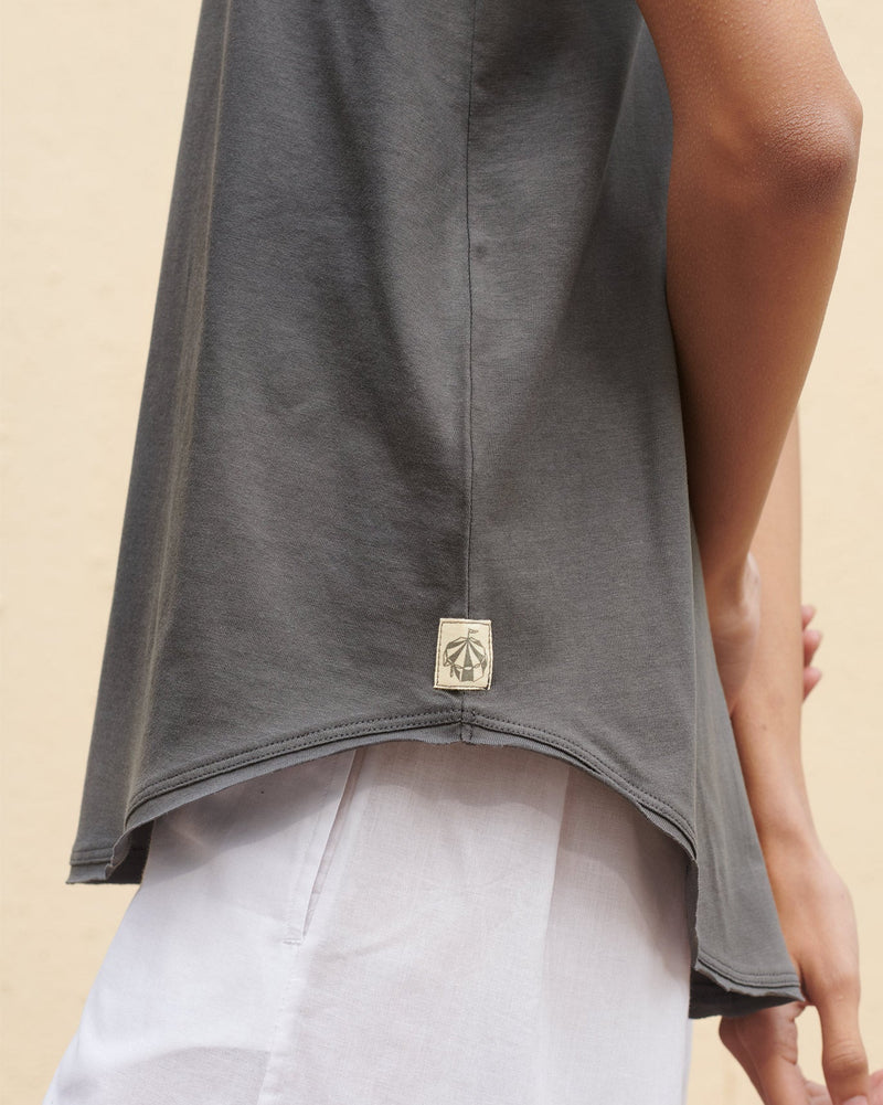 Ukiyo Racerback Top - Charcoal