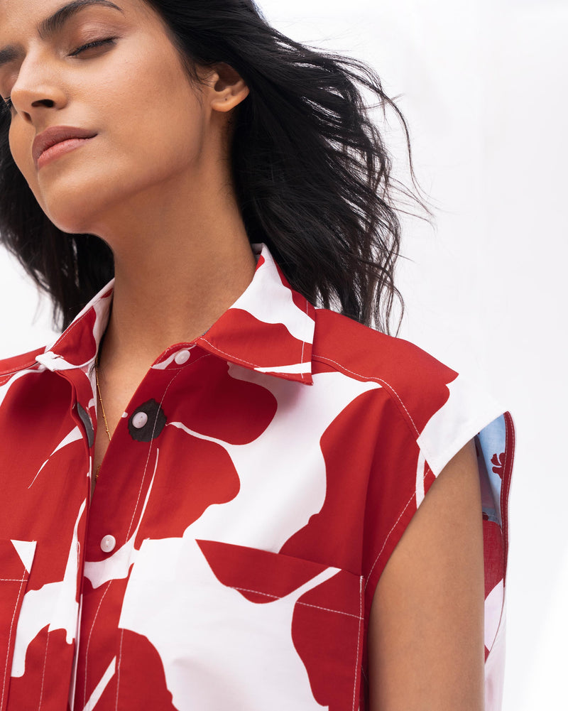 Sleeveless Patch Pocket Shirt - White & Red