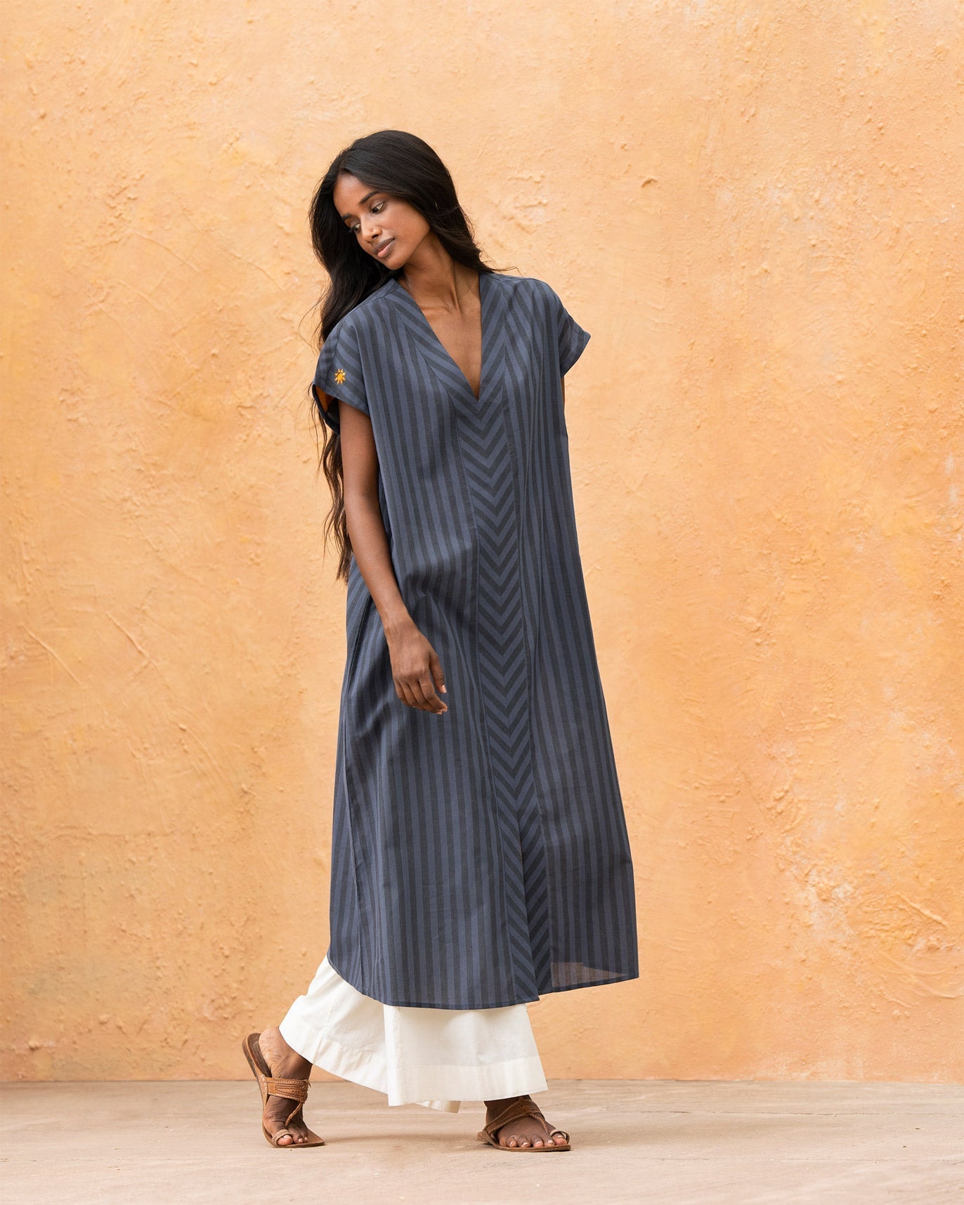V-Neck Kaftan - Grey & Charcoal