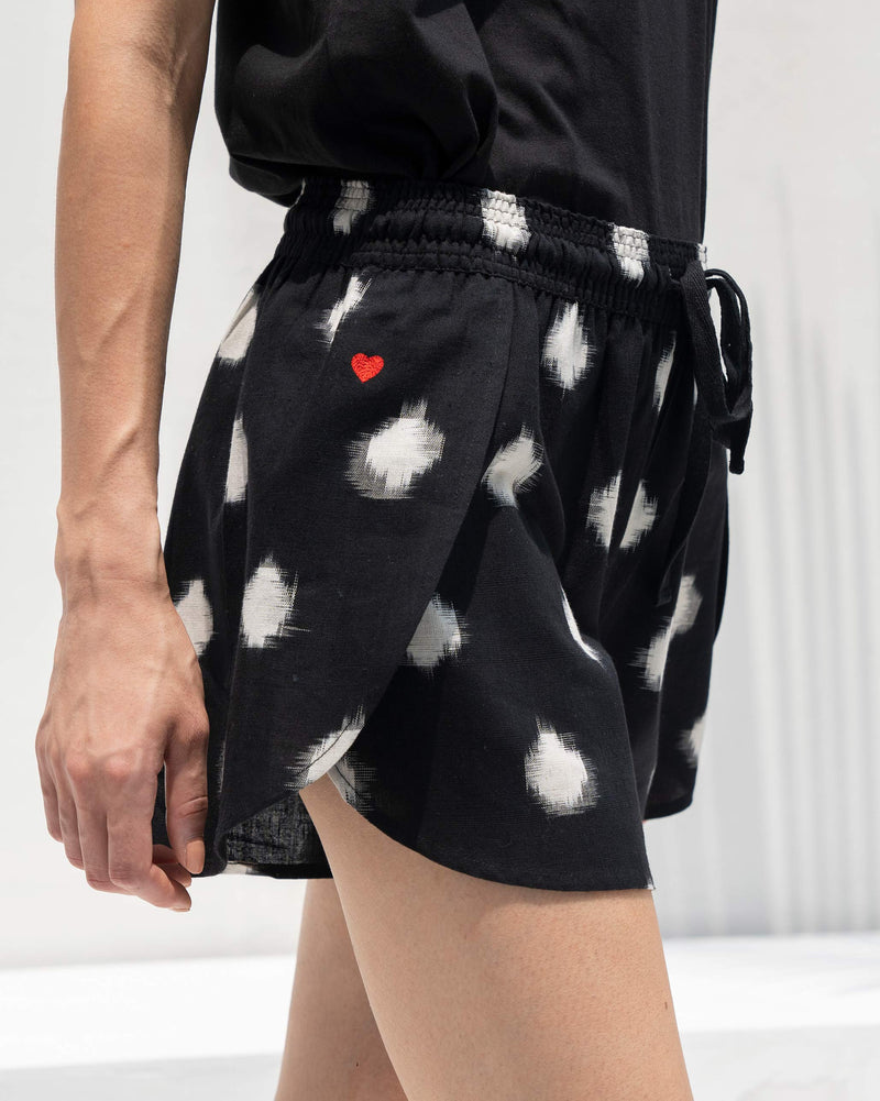 Serena Shorts - Black & White