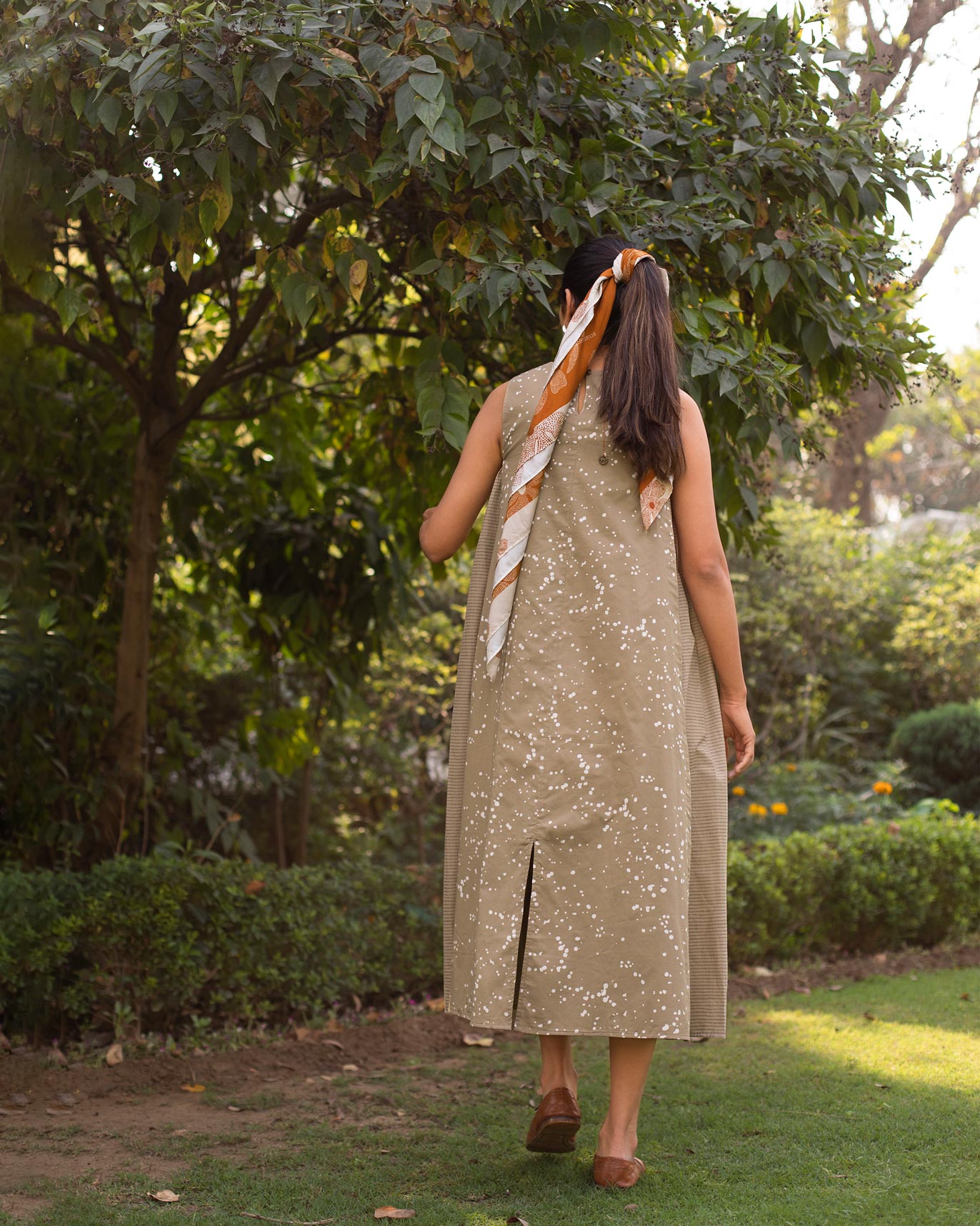 Side Elastic Dress - Tan