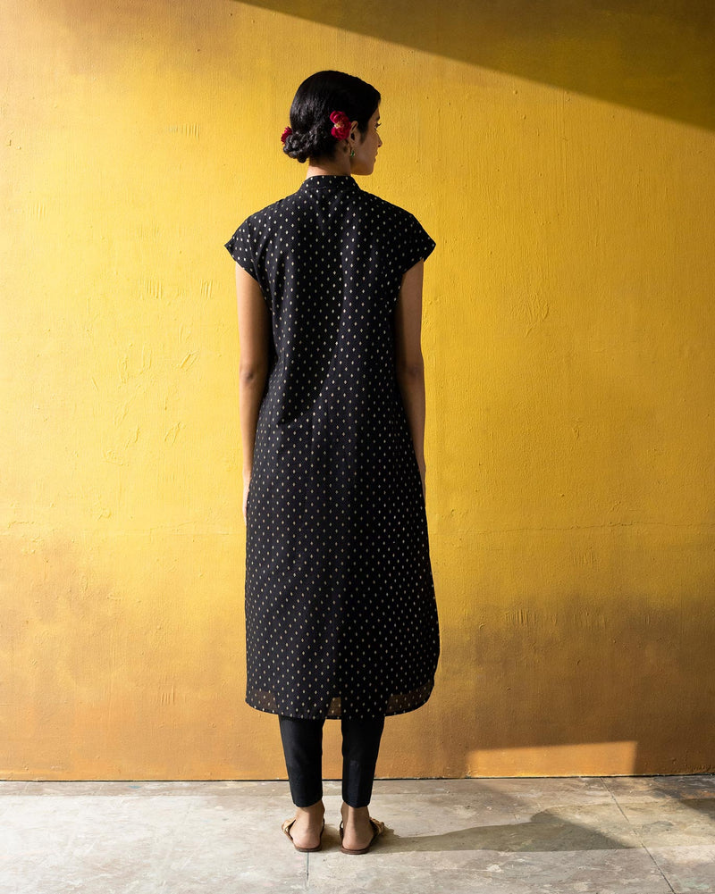 Short Sleeve kurta - Black & Gold