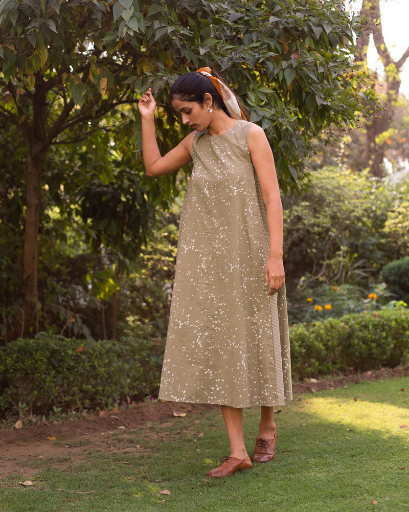 Side Elastic Dress - Tan