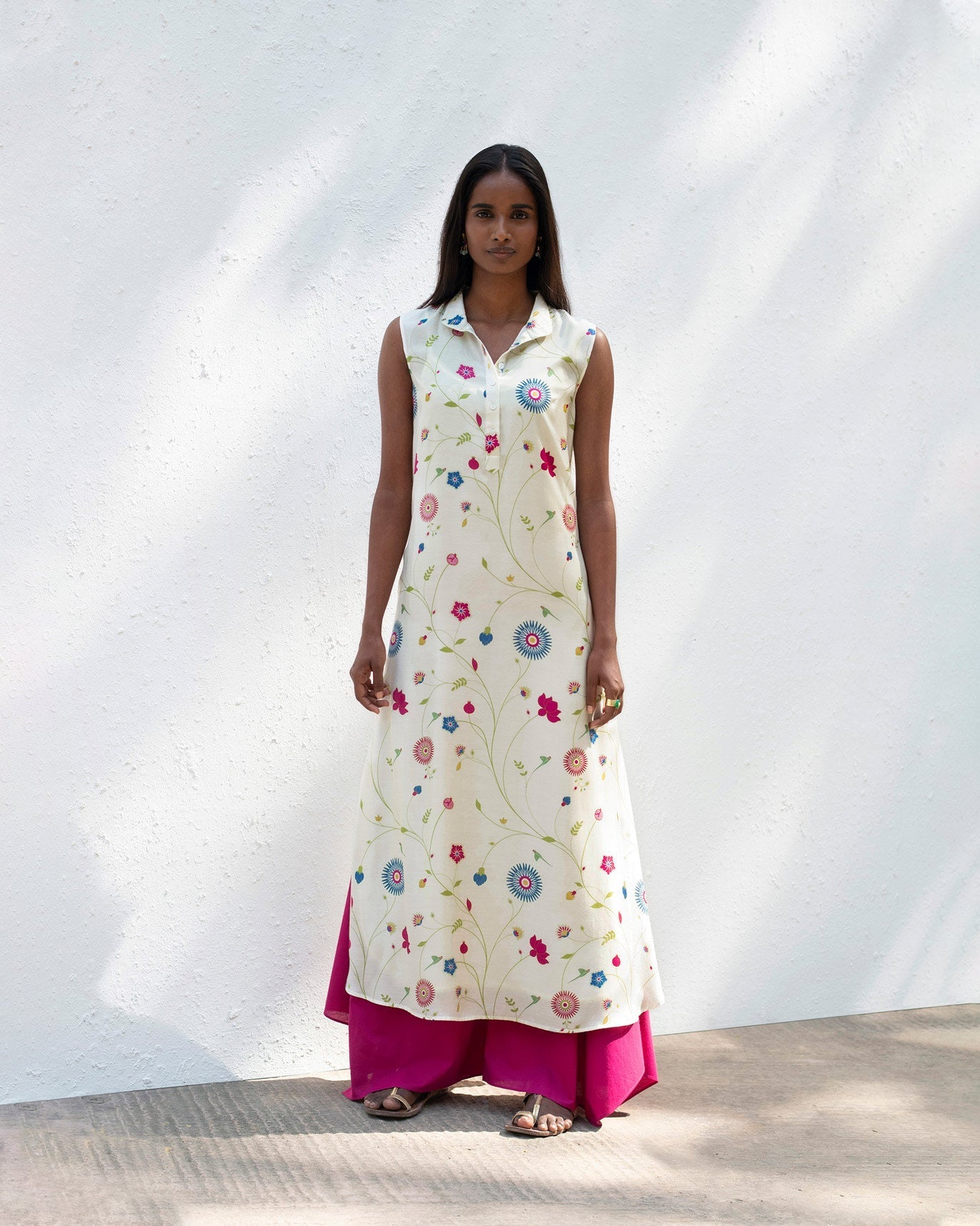 Sleeveless High Neck Kurta with Slip- Ivory