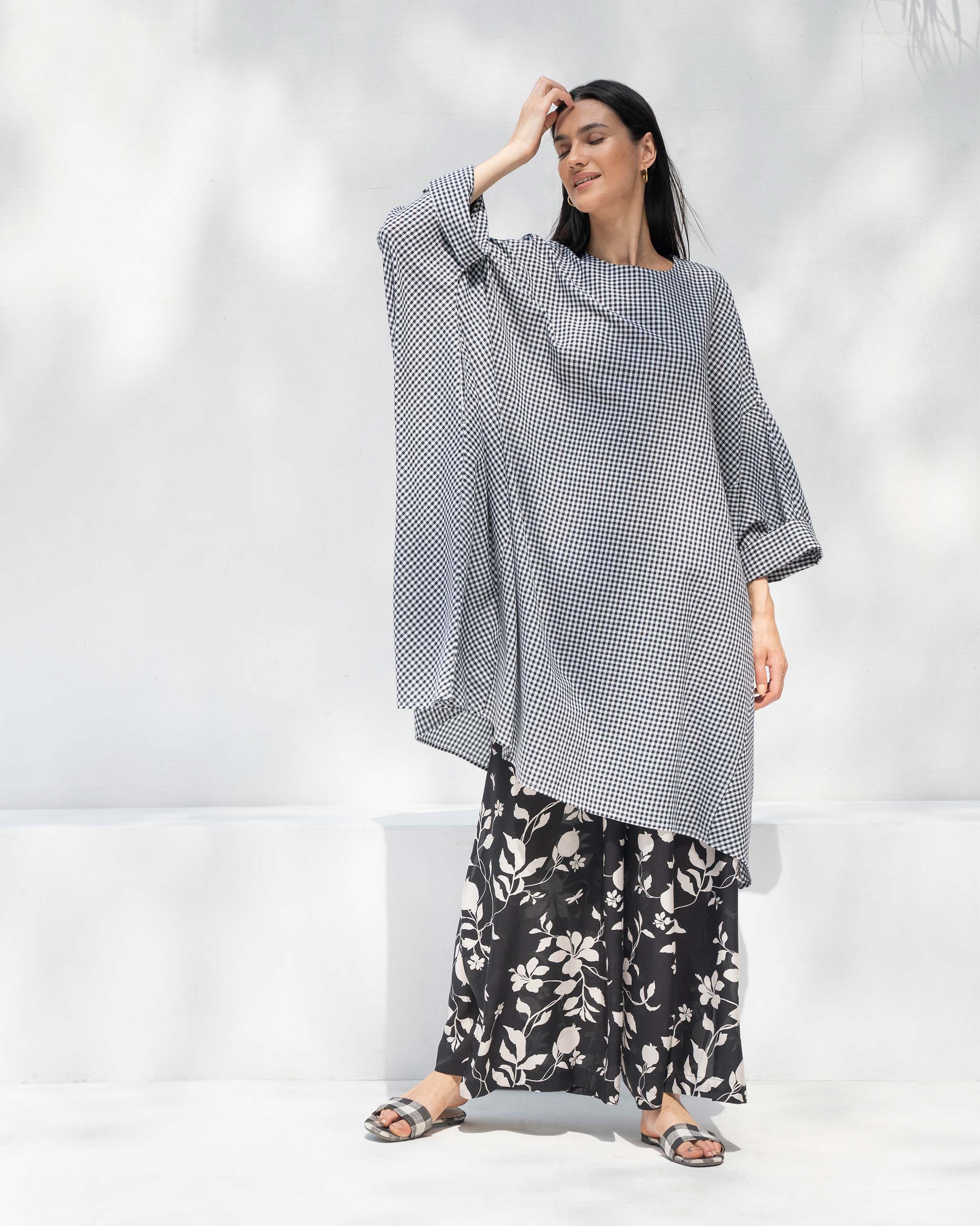 Serene Tunic - Black & White