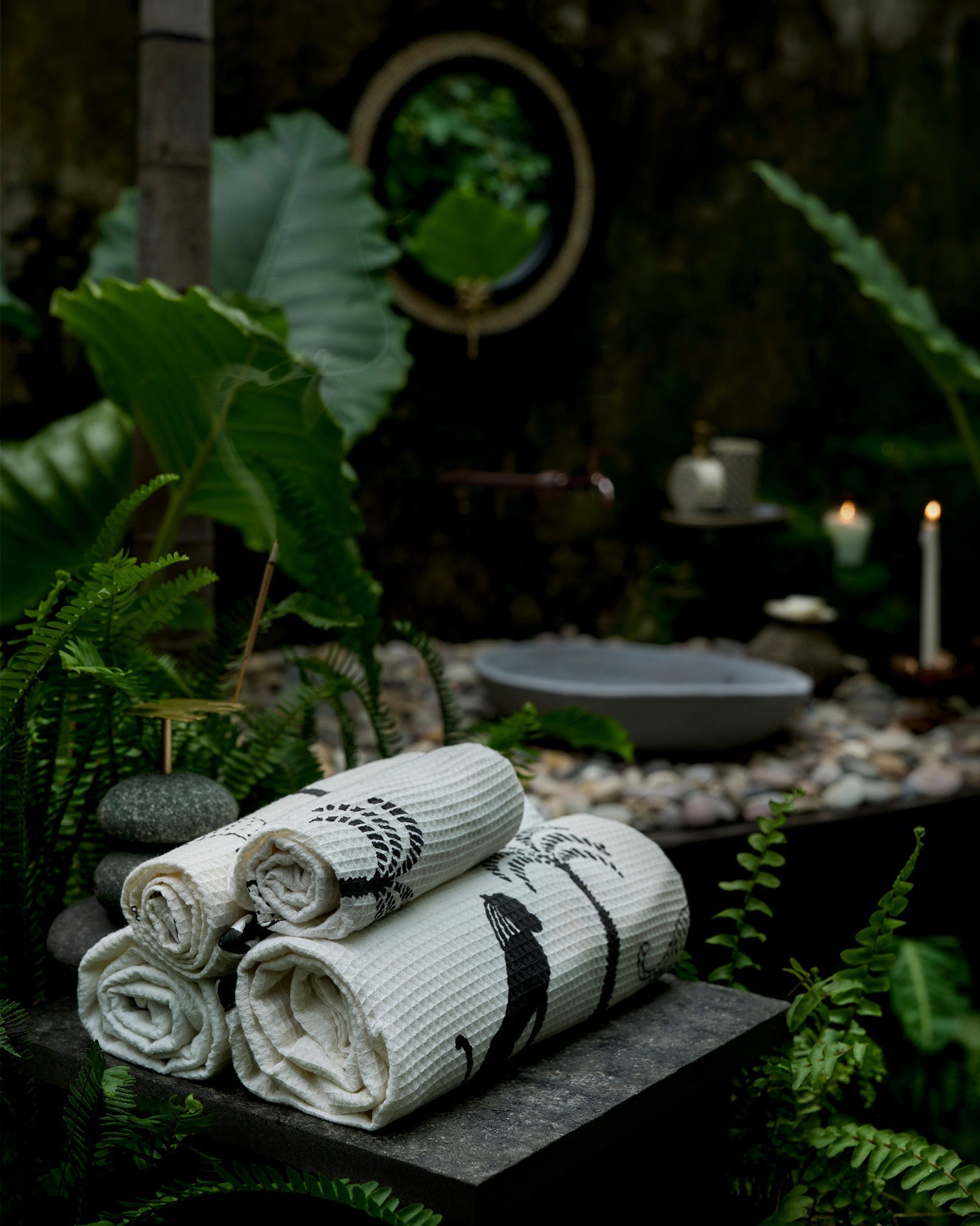 Ele Palm Guest Towel + Headband