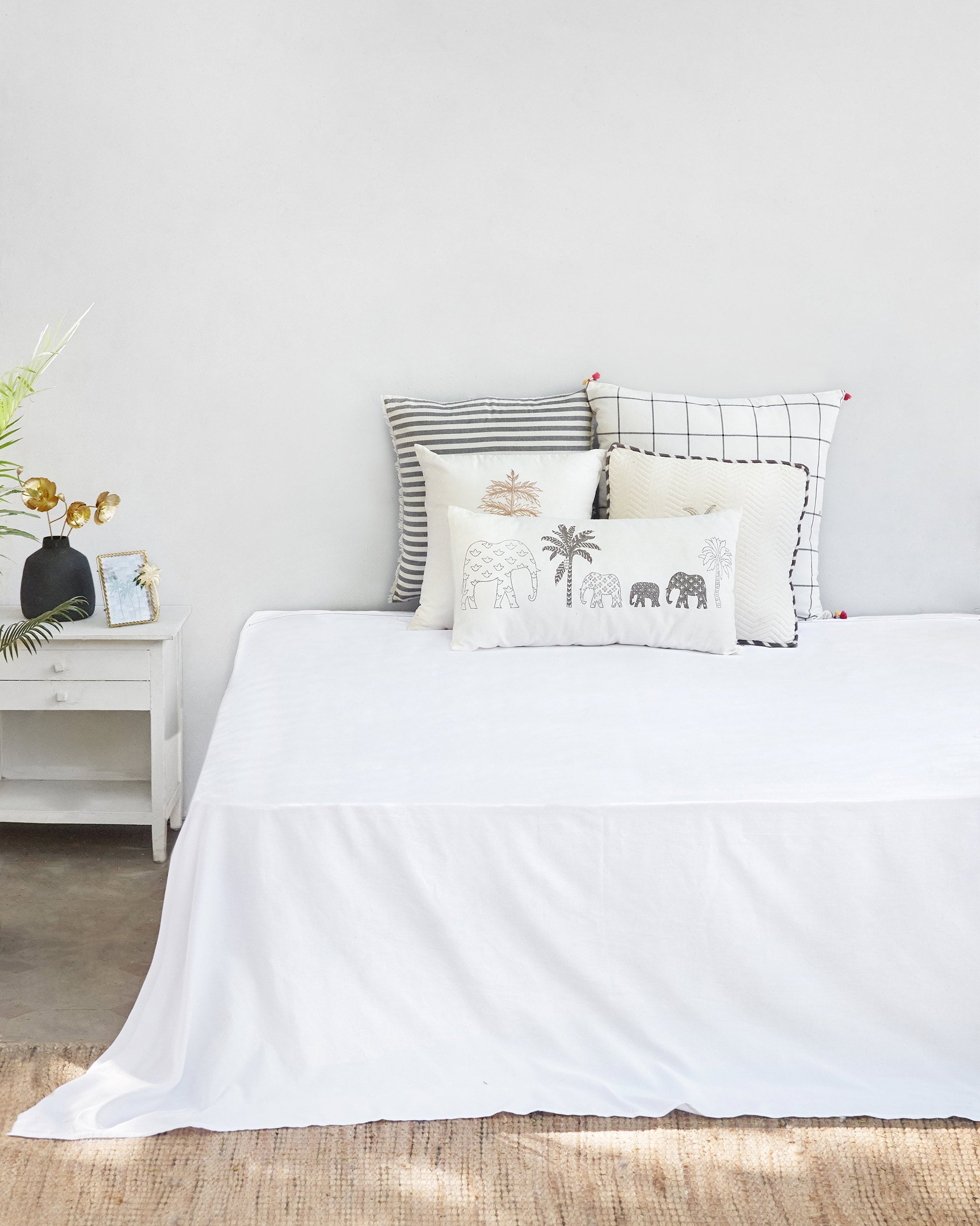 Ele Palm Bedsheet Queen with Pillow Case Set