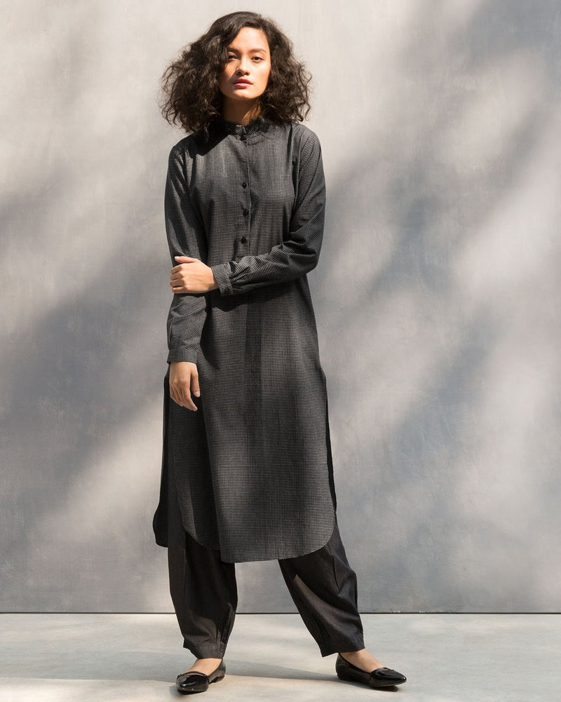 Long Length Kurta - Black & White
