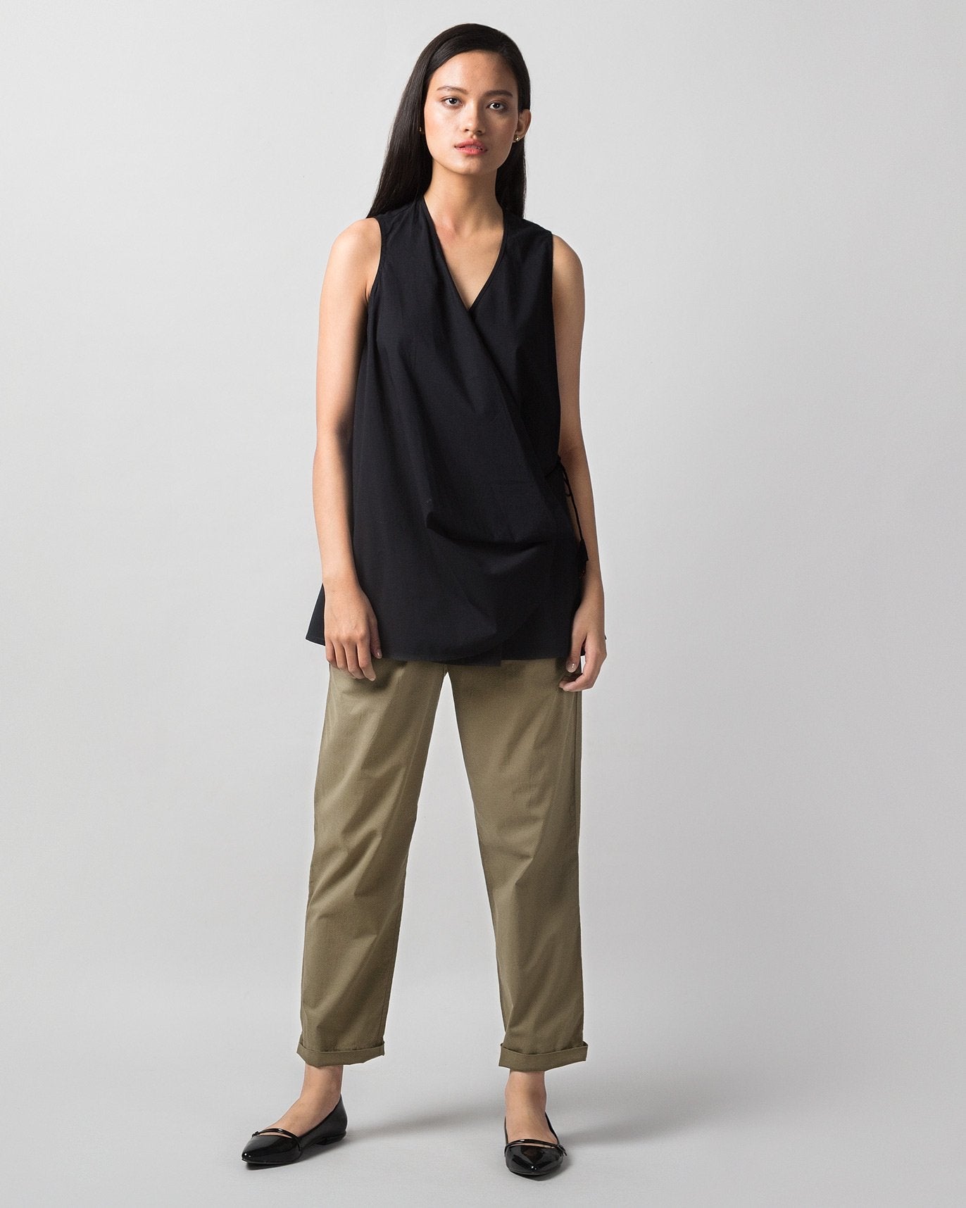 Pleated Narrow Pants - Olive