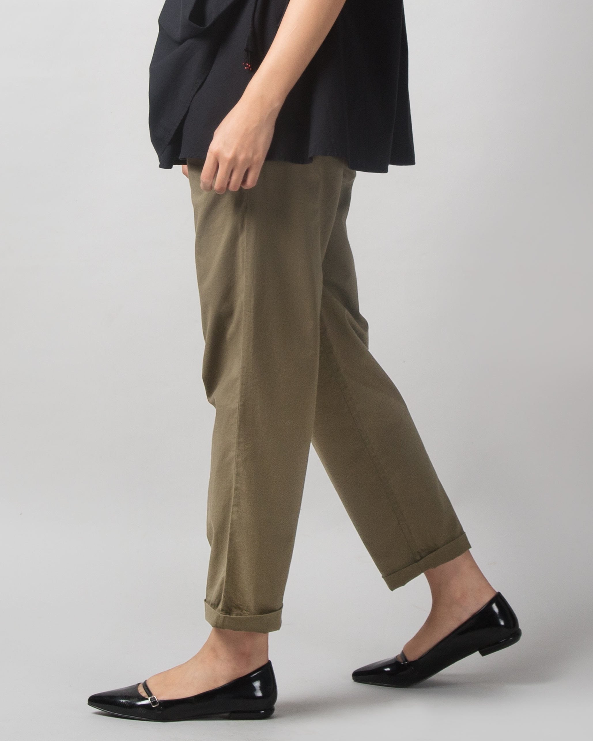 Pleated Narrow Pants - Olive