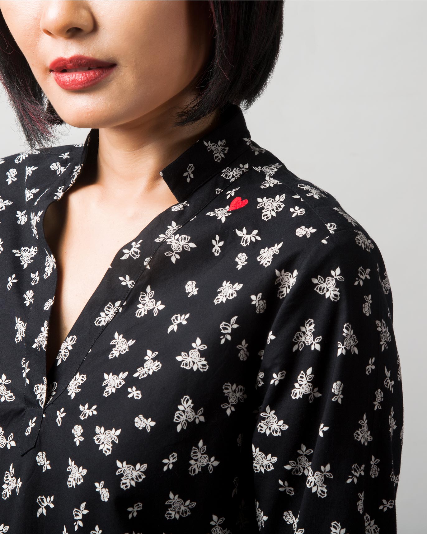Greet The Sun Kurta - Black