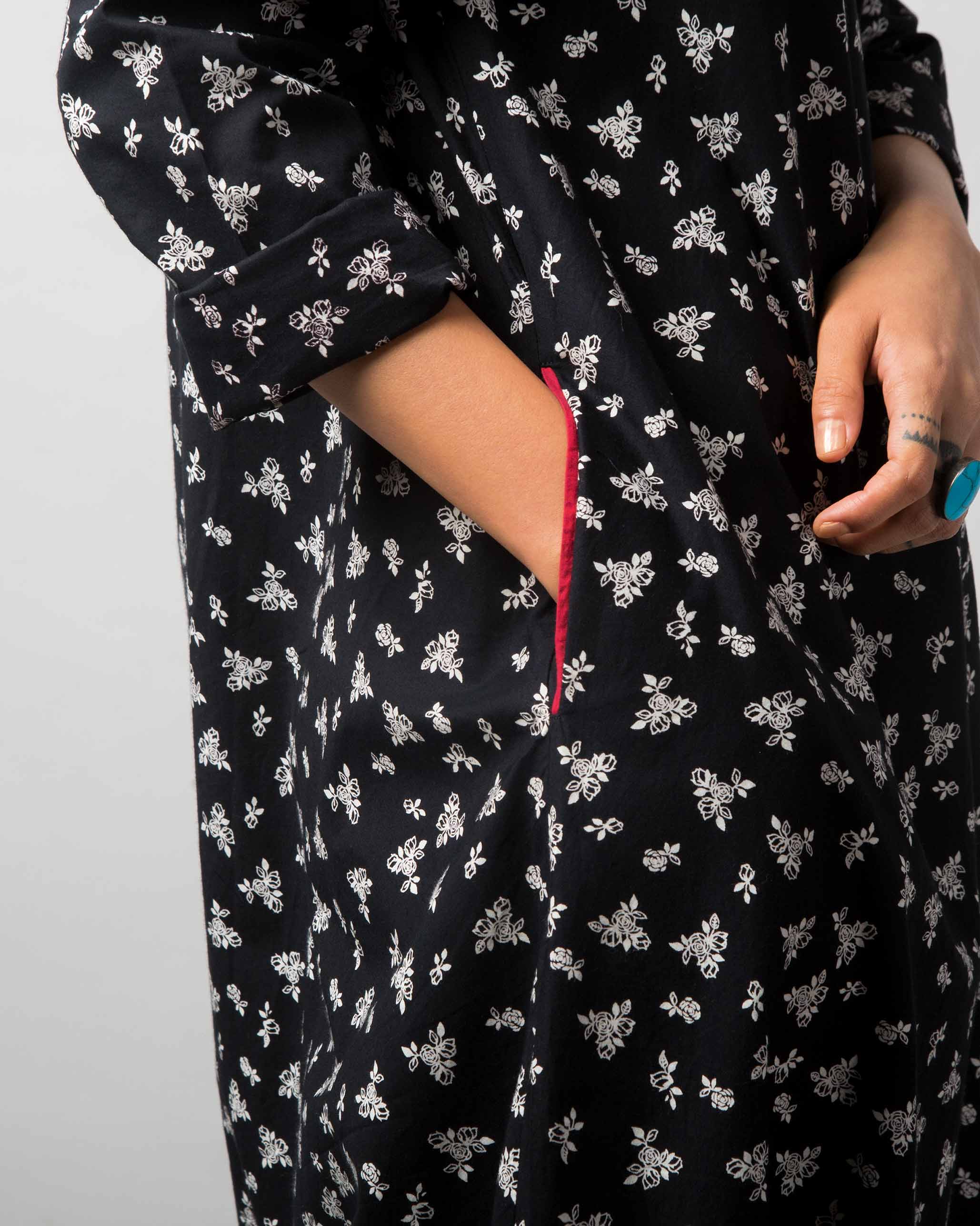 Greet The Sun Kurta - Black