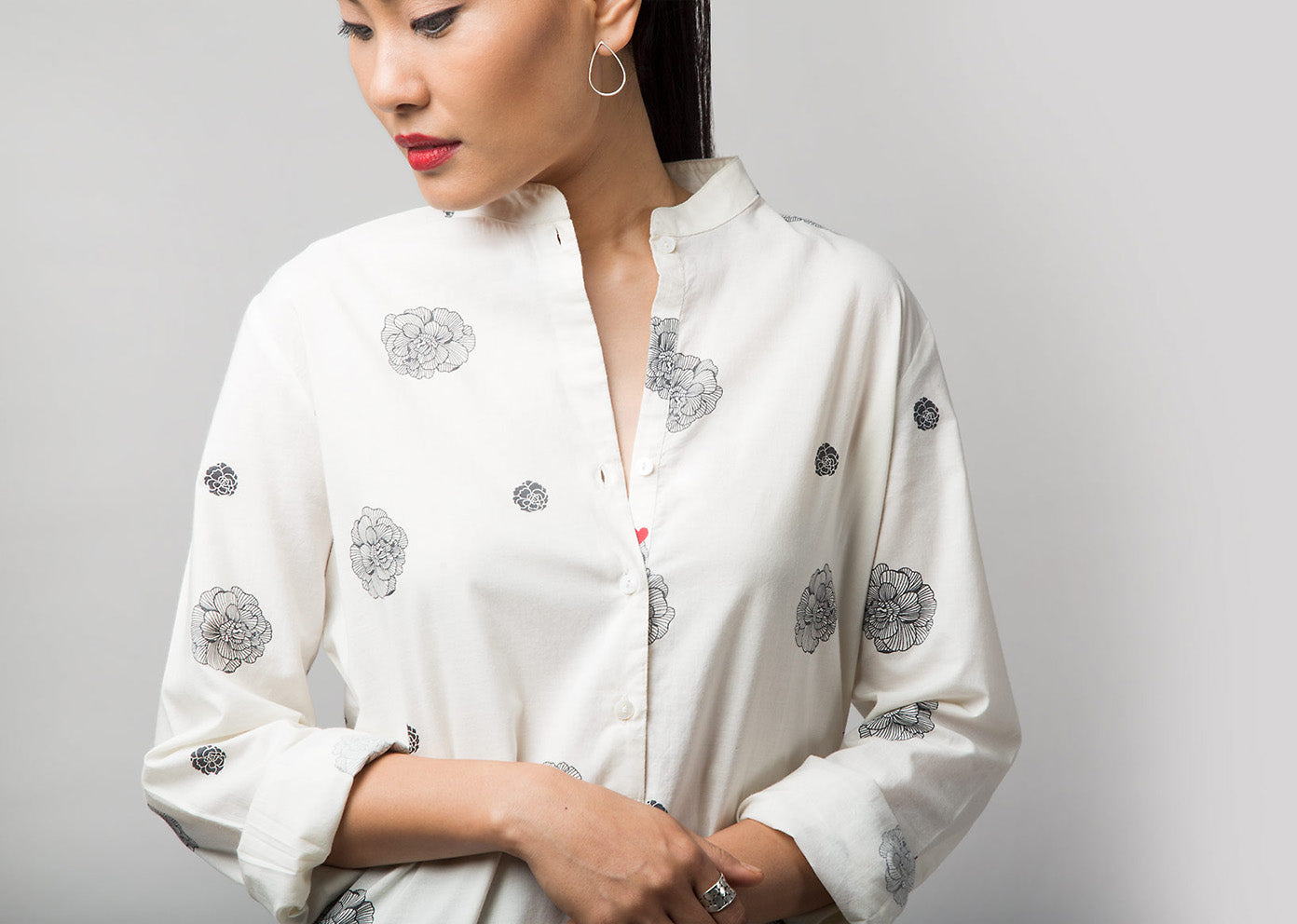 Classic Mid-Length Kurta - Ivory & Black
