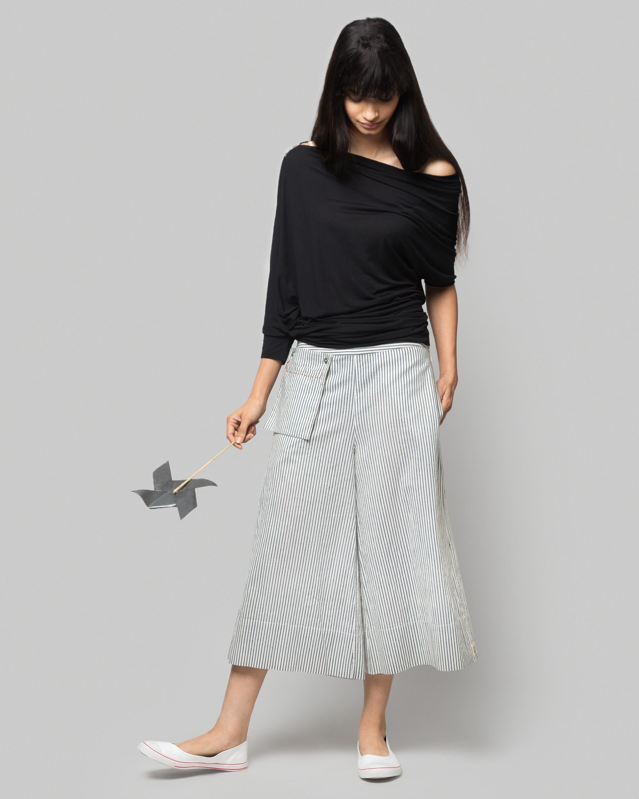 Miya Cropped Trousers