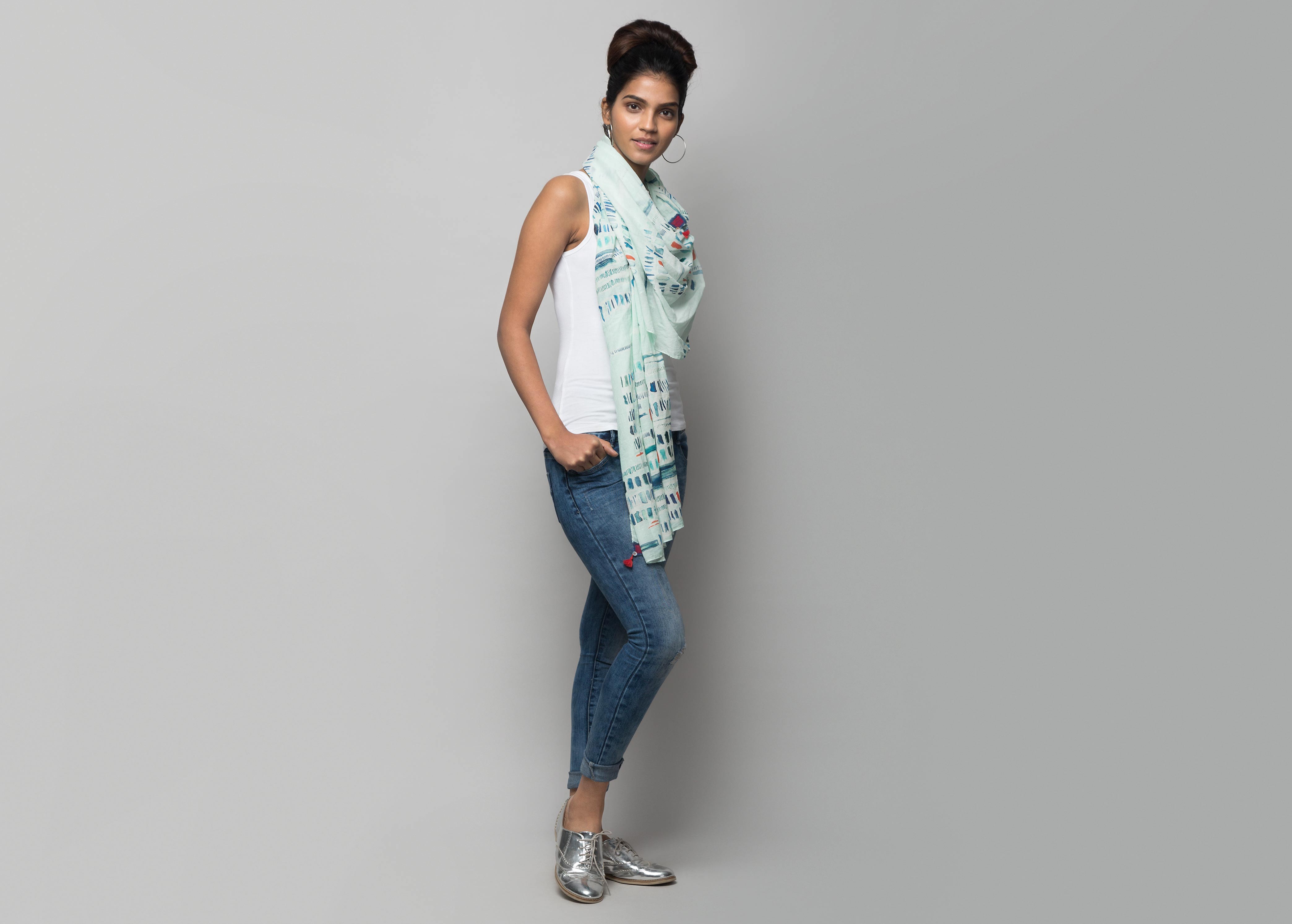 Expressions Scarf