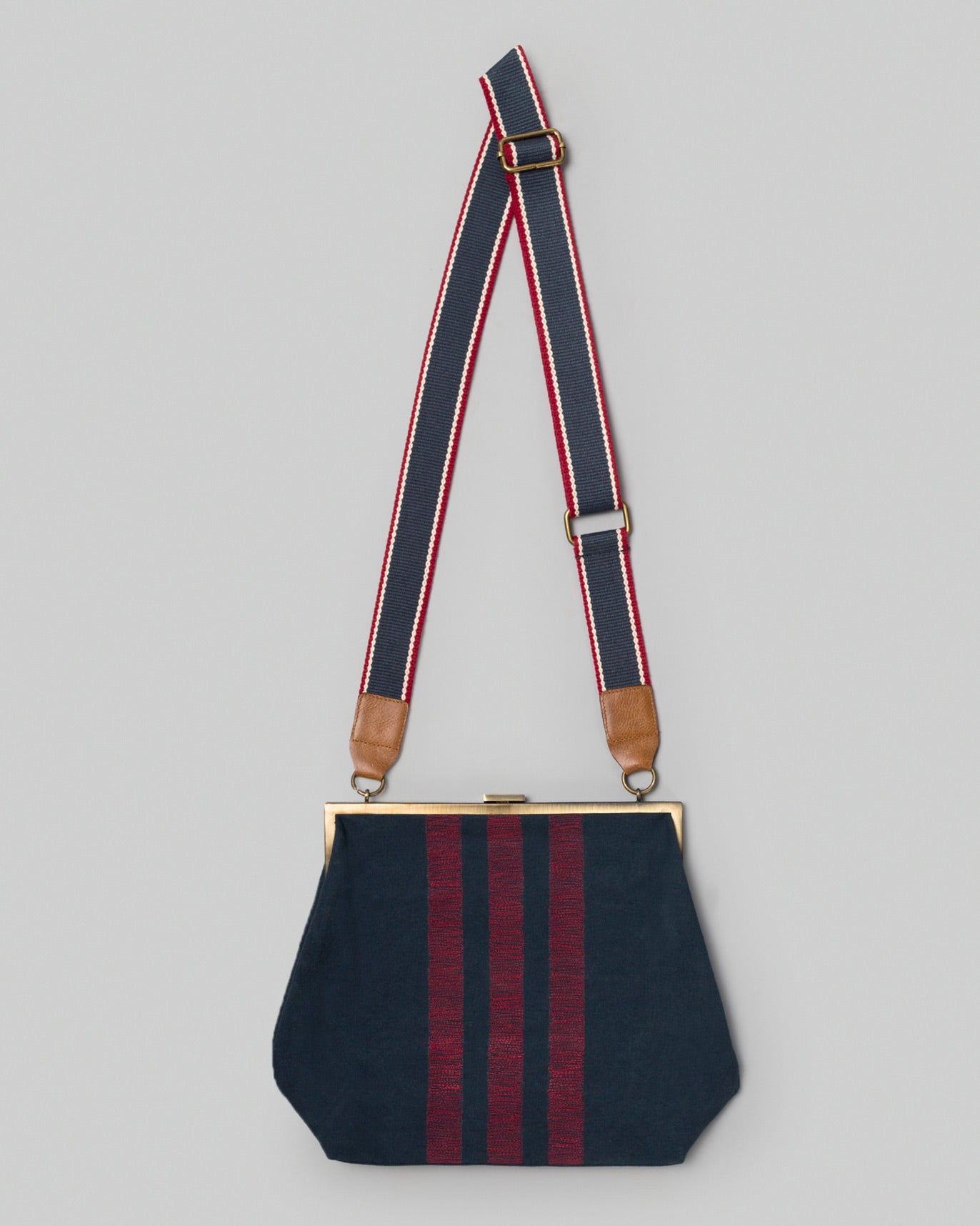 Koi Women's Messenger