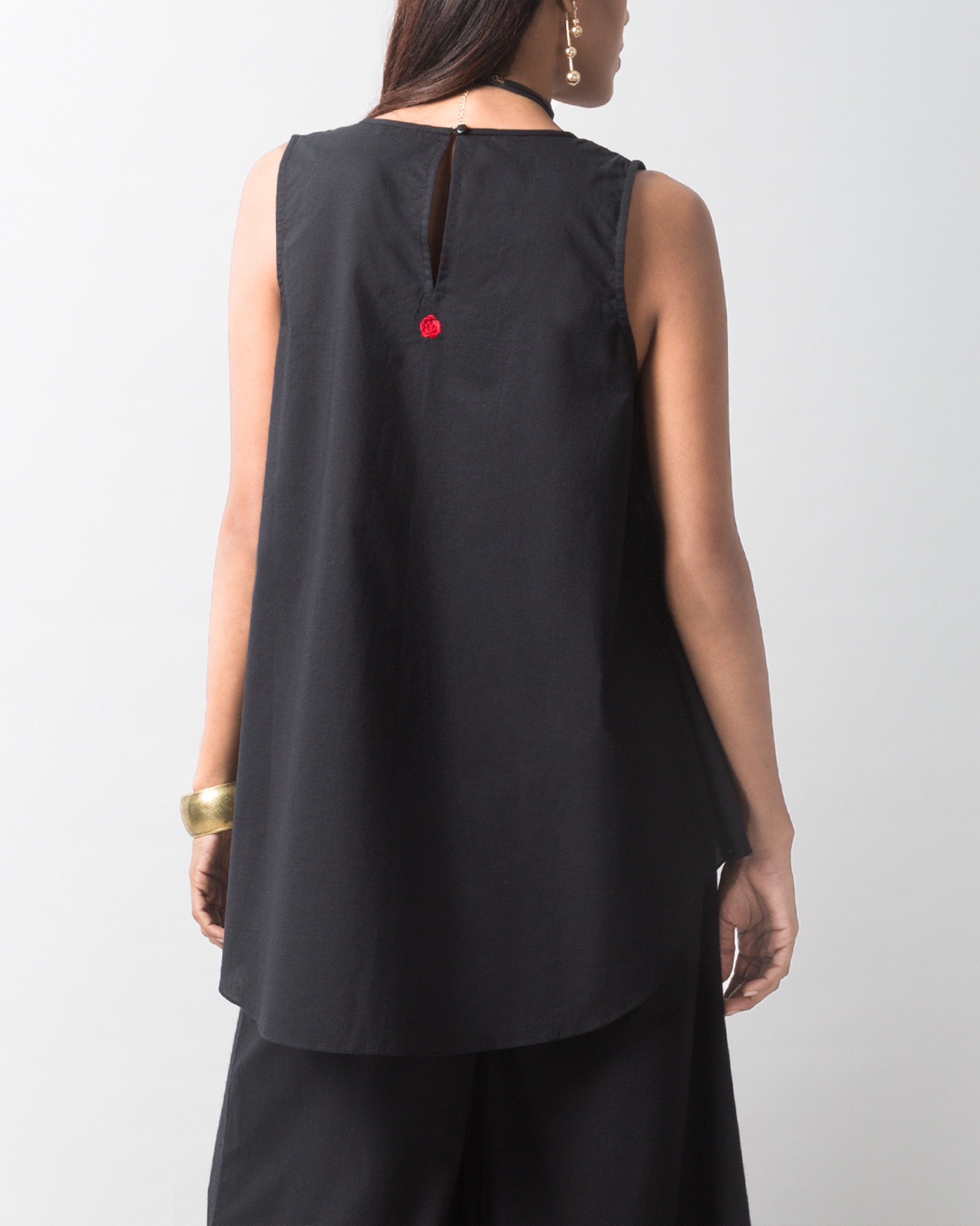 Front Pleat Top - Black