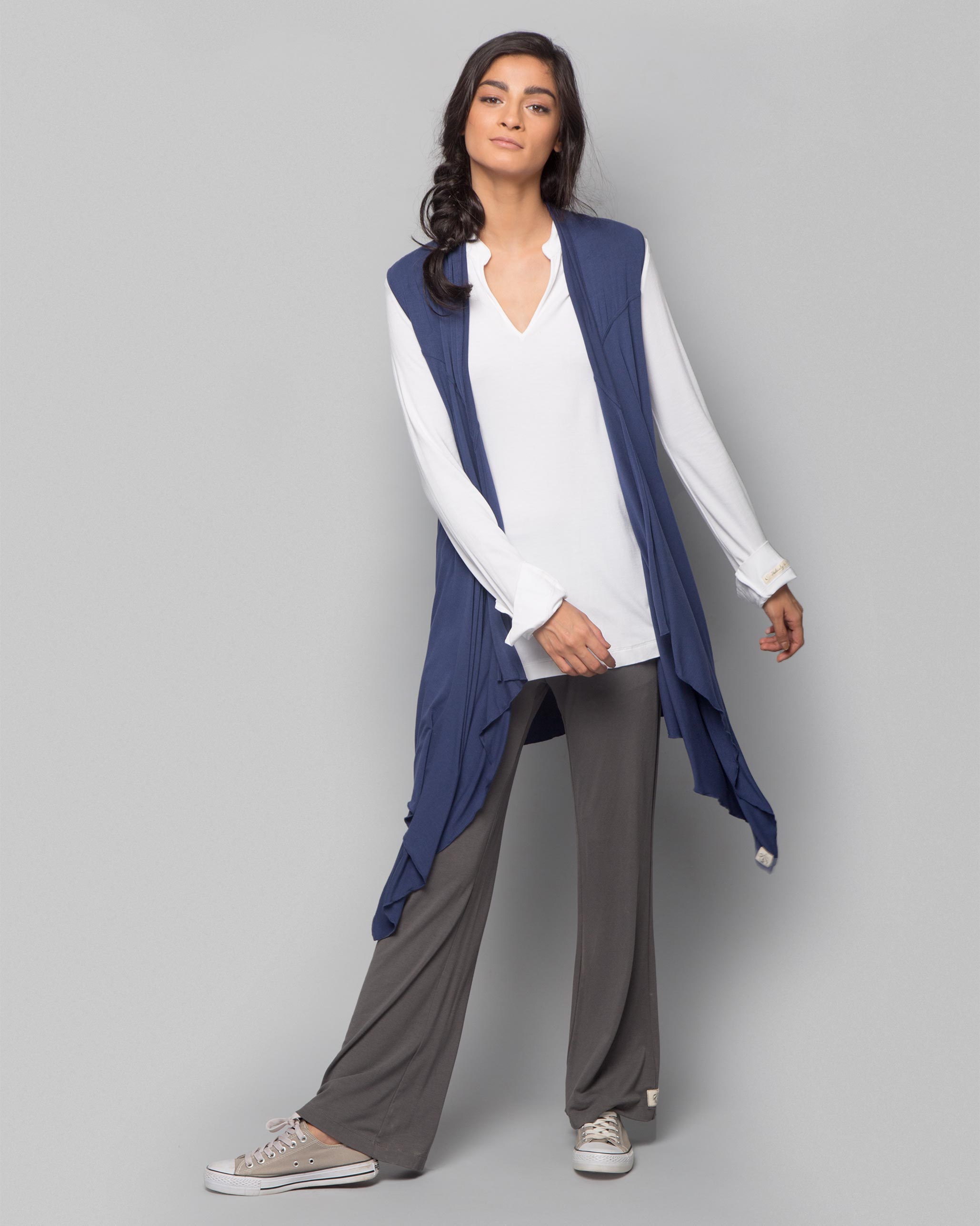 Dorimo Sleeveless Overlay - Indigo