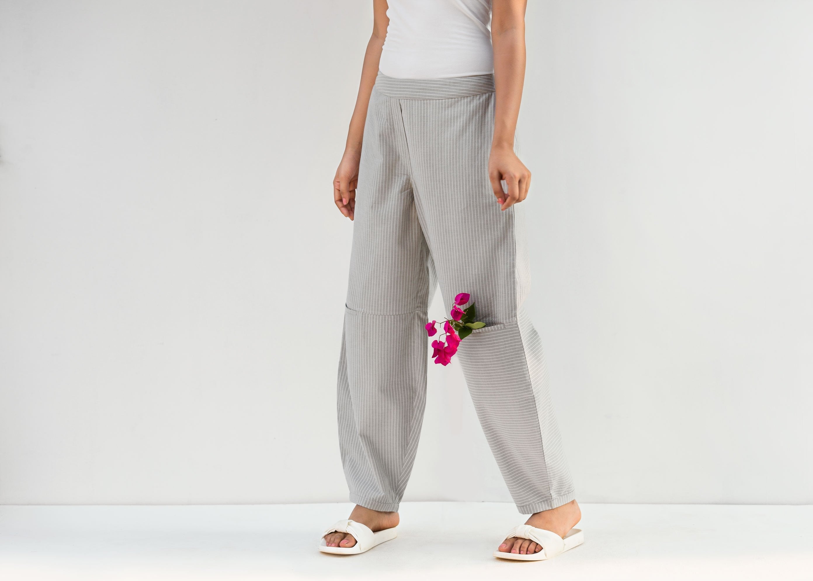 Knee Pocket Pant