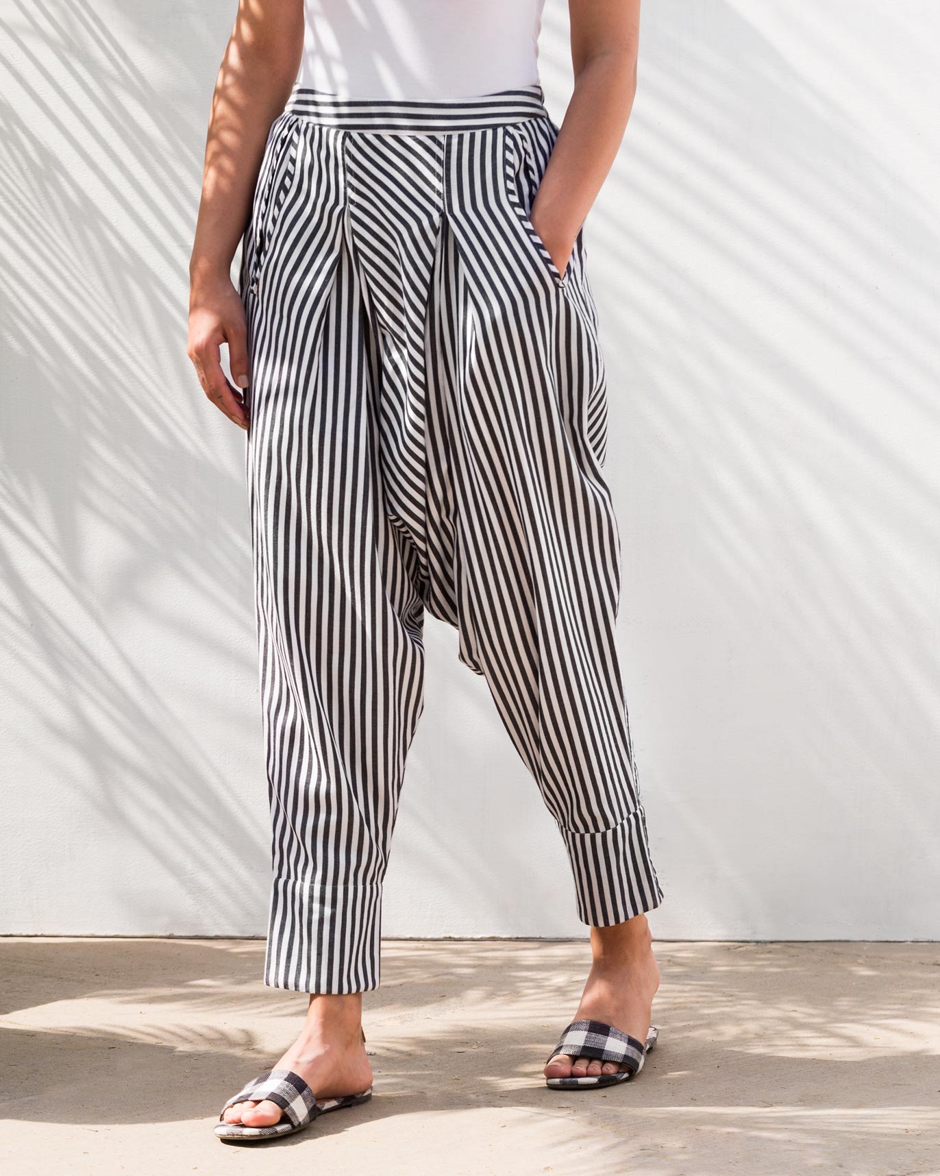Drop Crotch Pants - Black & White
