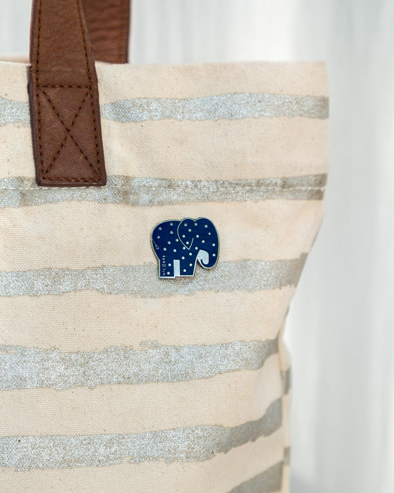 Dotted Ele Pin