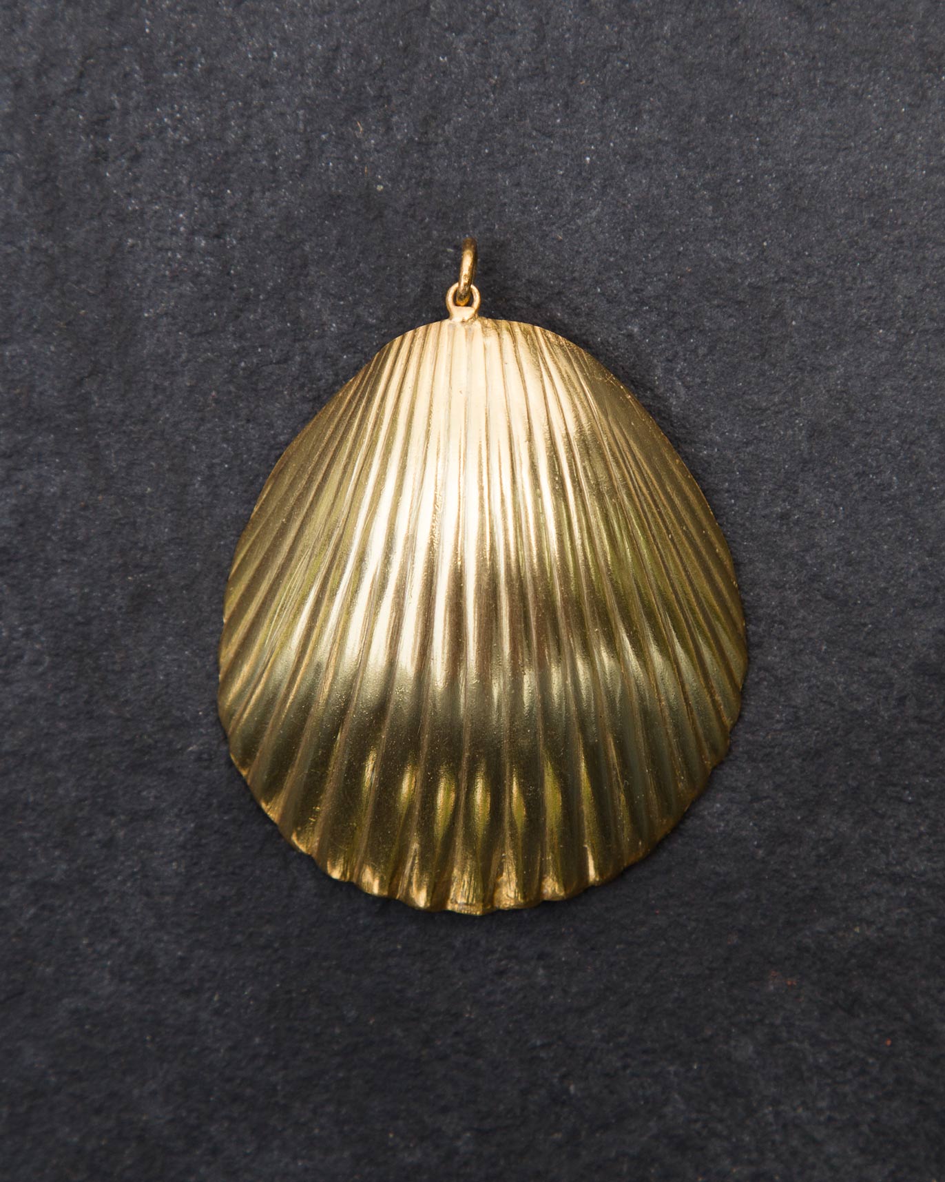 Fan Shell Pendant - Large